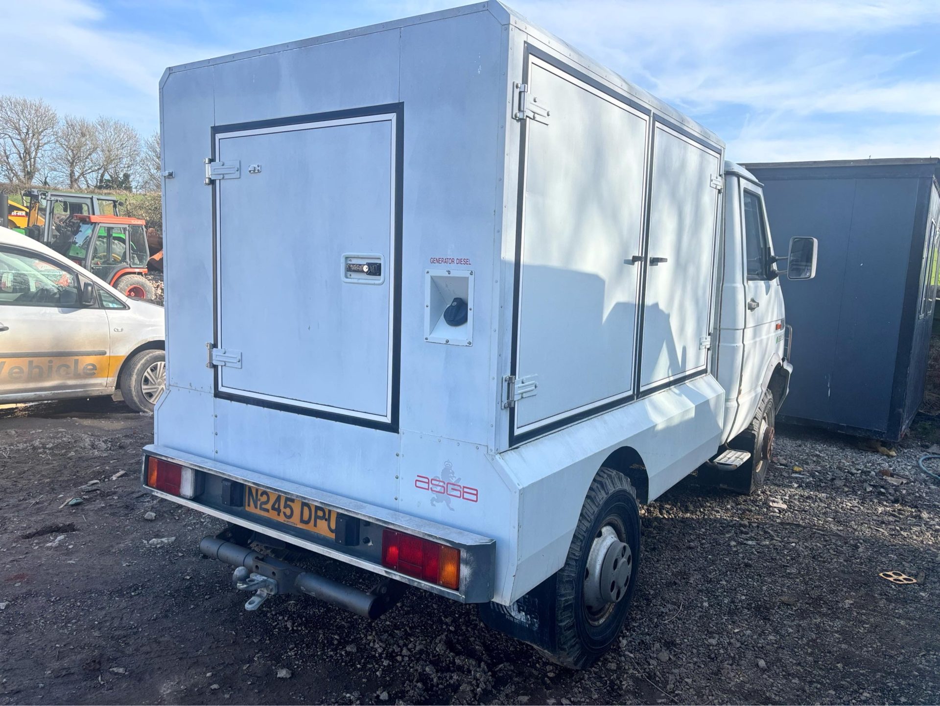 1995 IVECO 4 WHEEL DRIVE DAILY 40-10 C/W 50 KVA GENERATOR 13000 MILES CAMPER VAN - Image 21