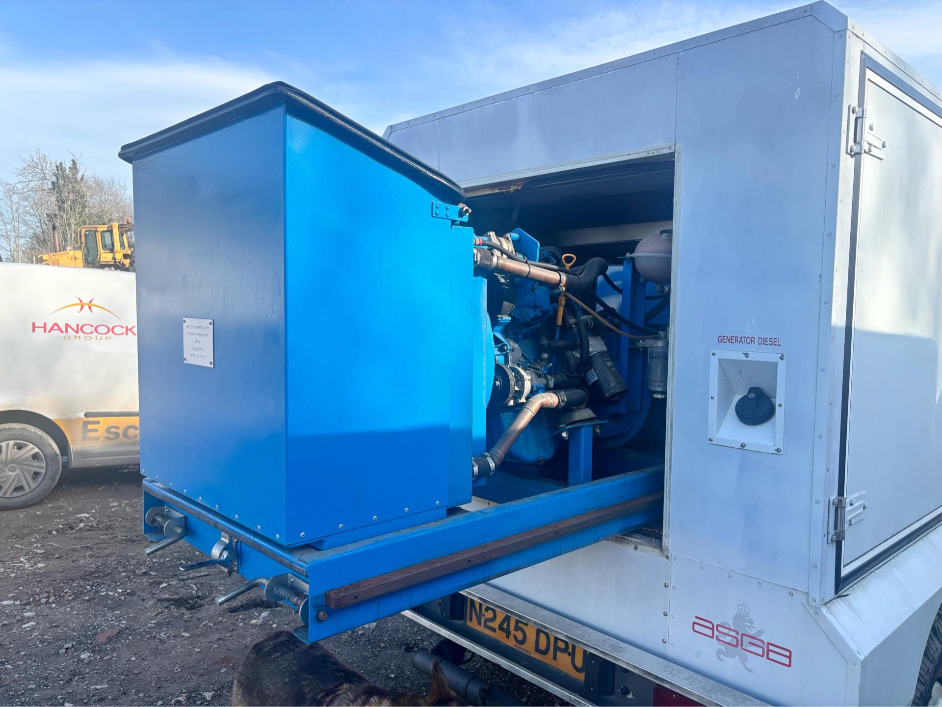 1995 IVECO 4 WHEEL DRIVE DAILY 40-10 C/W 50 KVA GENERATOR 13000 MILES CAMPER VAN - Image 13