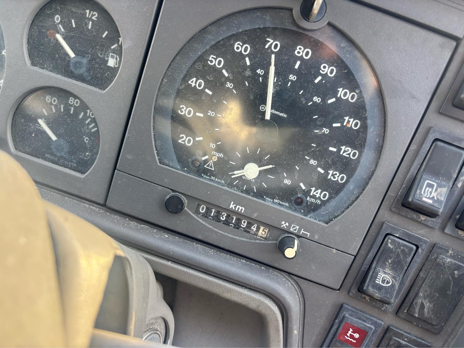 1995 IVECO 4 WHEEL DRIVE DAILY 40-10 C/W 50 KVA GENERATOR 13000 MILES CAMPER VAN - Image 6