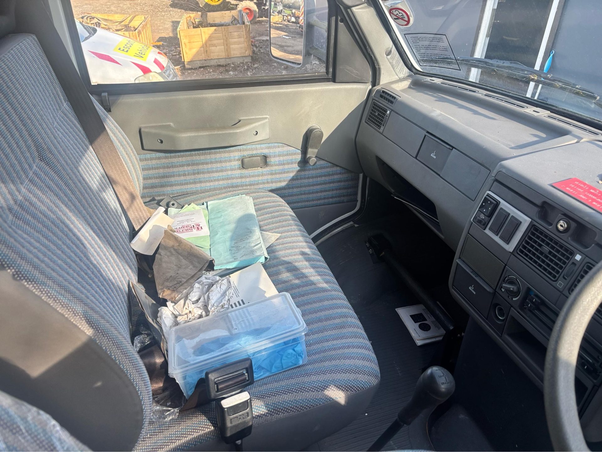 1995 IVECO 4 WHEEL DRIVE DAILY 40-10 C/W 50 KVA GENERATOR 13000 MILES CAMPER VAN - Image 5