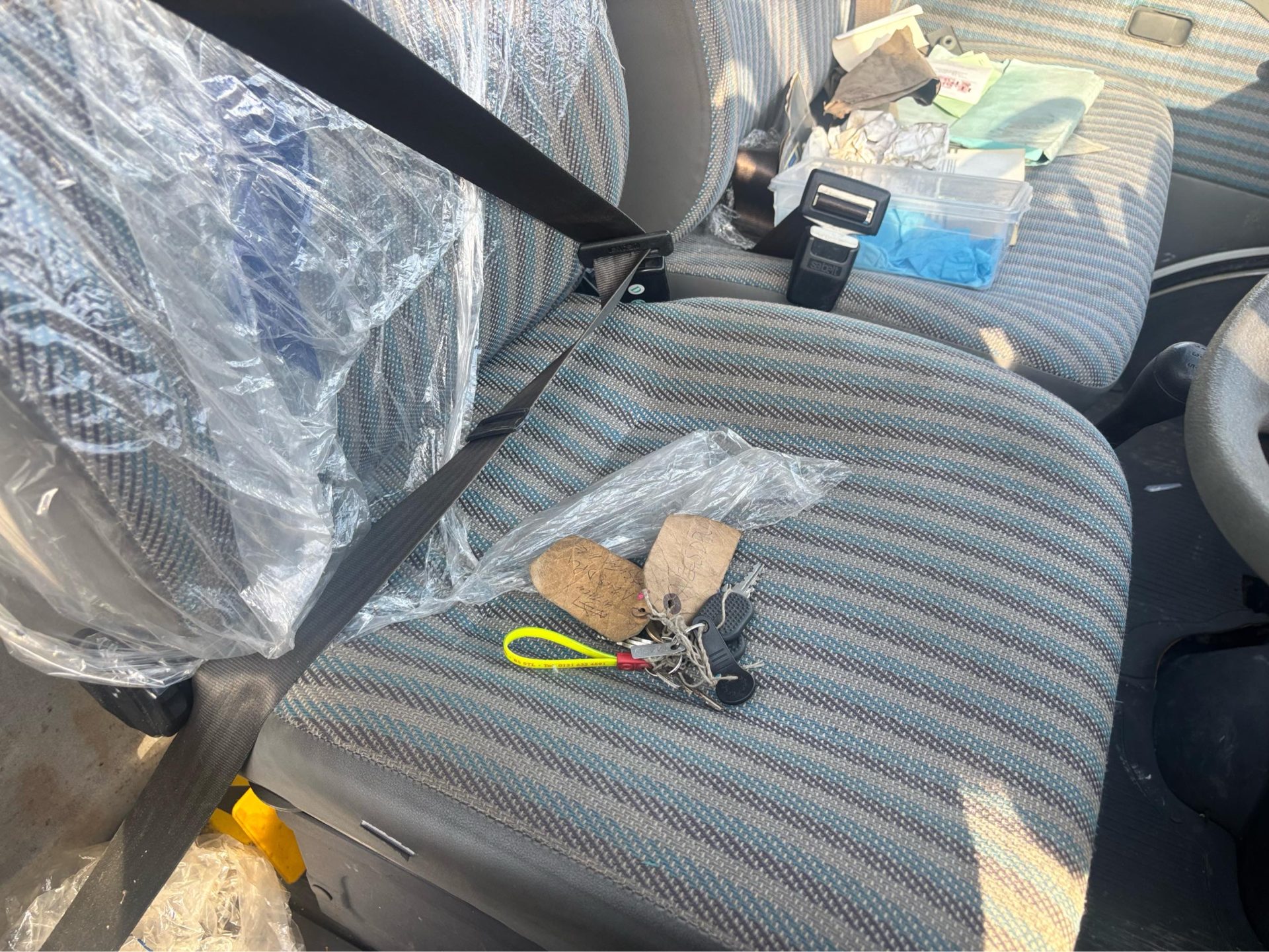 1995 IVECO 4 WHEEL DRIVE DAILY 40-10 C/W 50 KVA GENERATOR 13000 MILES CAMPER VAN - Image 4