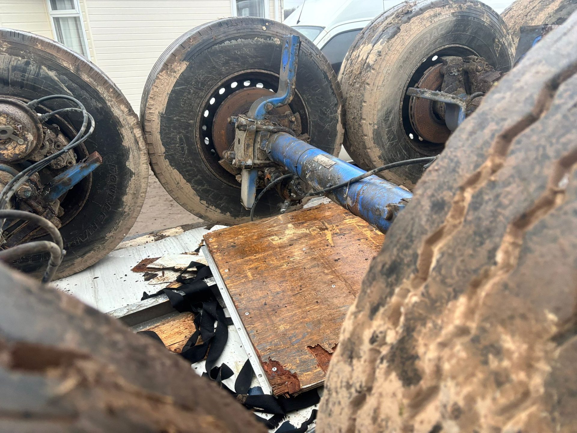 3 x HIGH SPEED 10 STUD ROR AXLES WHEELS TYRES WAGON TRUCK TRAILER ARTIC VEHICLE - Image 4