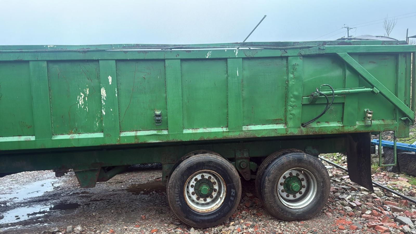 BAILEY GRAIN TRAILER TWIN AXLE FARM TRAILER - Image 3