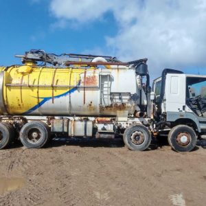 FODEN 8X4 DOUBLE DRIVE RIGID TANKER TRUCK WAGON CAT 12 ENGINE