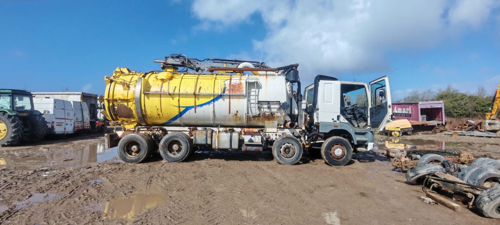 FODEN 8X4 DOUBLE DRIVE RIGID TANKER TRUCK WAGON CAT 12 ENGINE