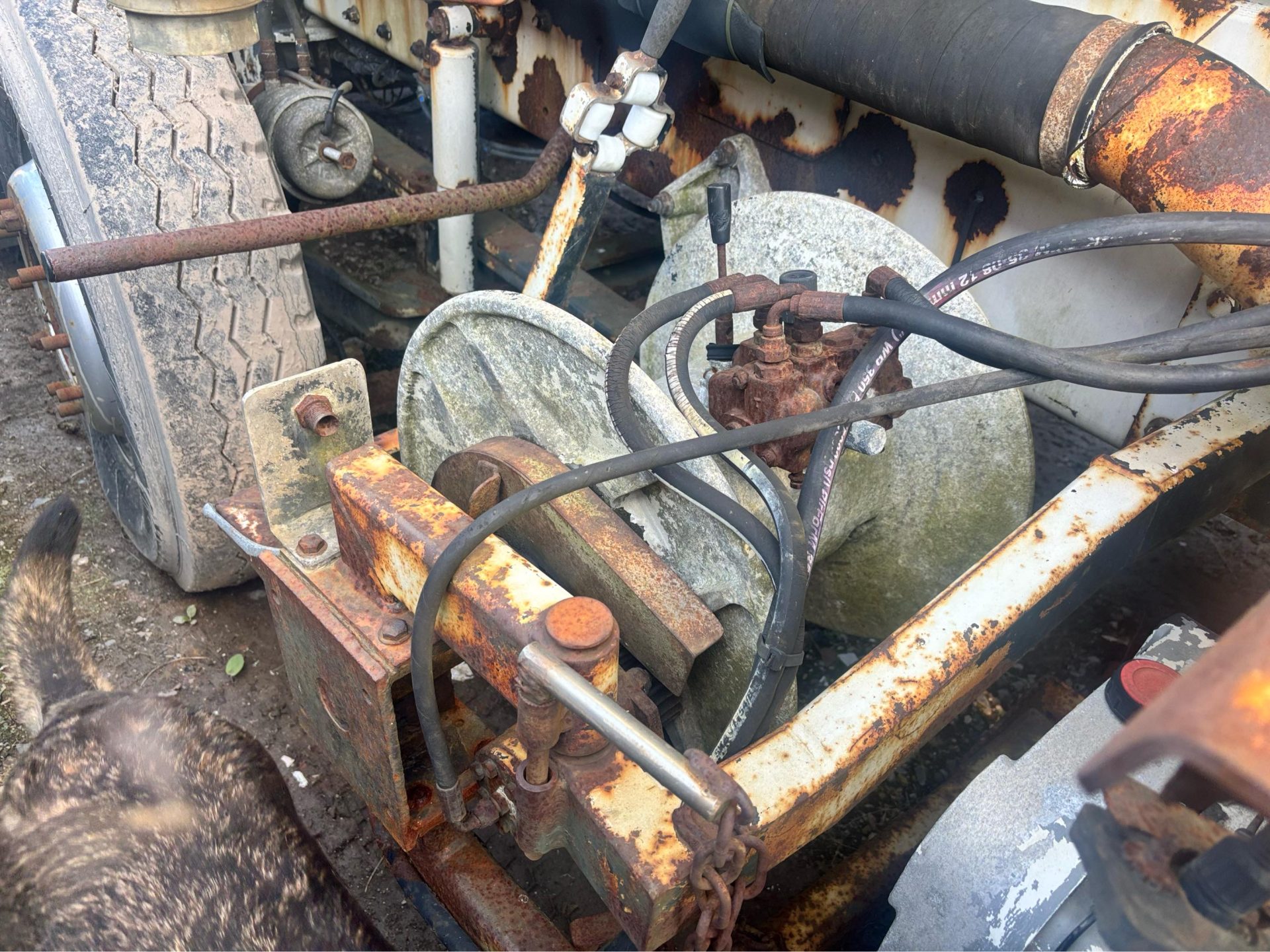 FODEN 8X4 DOUBLE DRIVE RIGID TANKER TRUCK WAGON CAT 12 ENGINE - Image 6