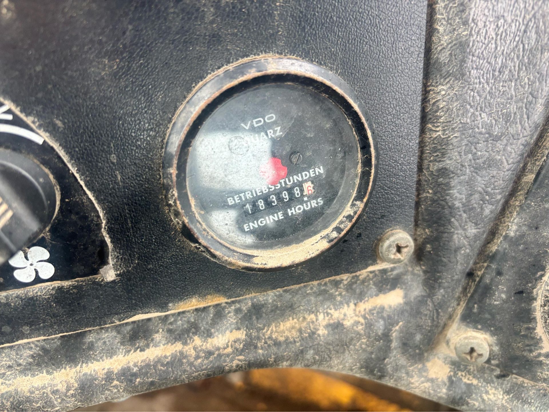 VOLVO A25C DUMP TRUCK DUMPER 6X6 EARTHMOVER ENGINE SEIZED - Image 3