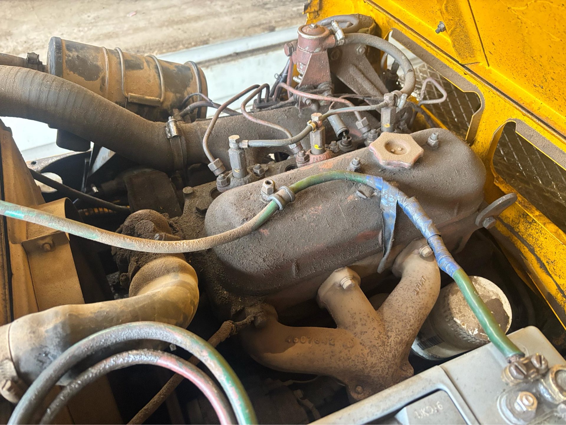 DIESEL FORKLIFT TRUCK FORKS FORK LIFT 3 CYLINDER DIESEL ENGINE 1.6 TON LIFT - Image 4