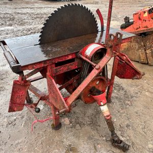 SOMERSET FARM MACHINERY PTO OPERATED ANTIQUE VINTAGE SAW BENCH WOOD SPLITTER