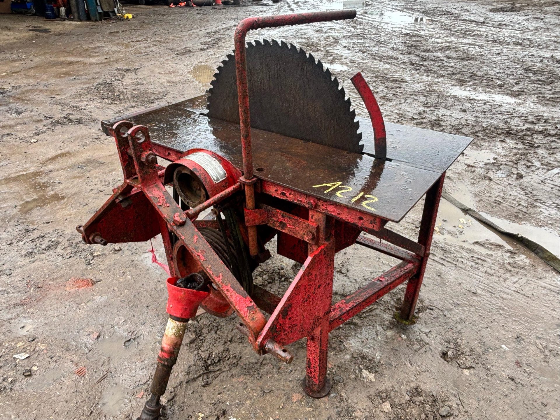 SOMERSET FARM MACHINERY PTO OPERATED ANTIQUE VINTAGE SAW BENCH WOOD SPLITTER - Image 3