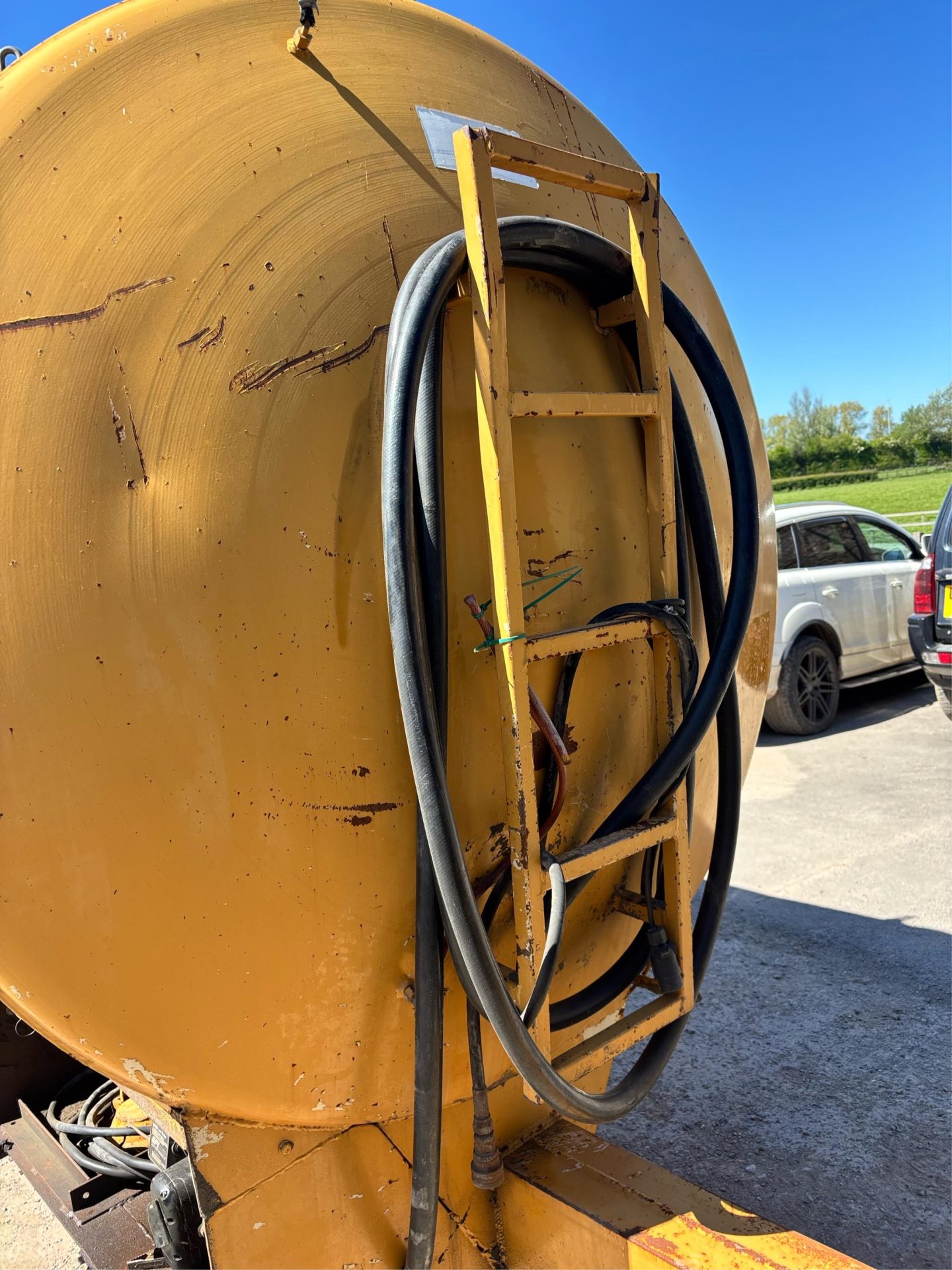 BUNDED FUEL BOWSER TRACTOR DRAWN DIESEL OIL WATER CONTAINER , DUST SUPRESSION - Image 6