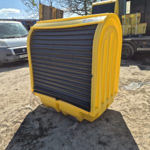 ROMOLD BP4HC COVERED SPILL PALLET LITERS BARREL DRUMS LOCK ROLLER SHUTTER DOOR