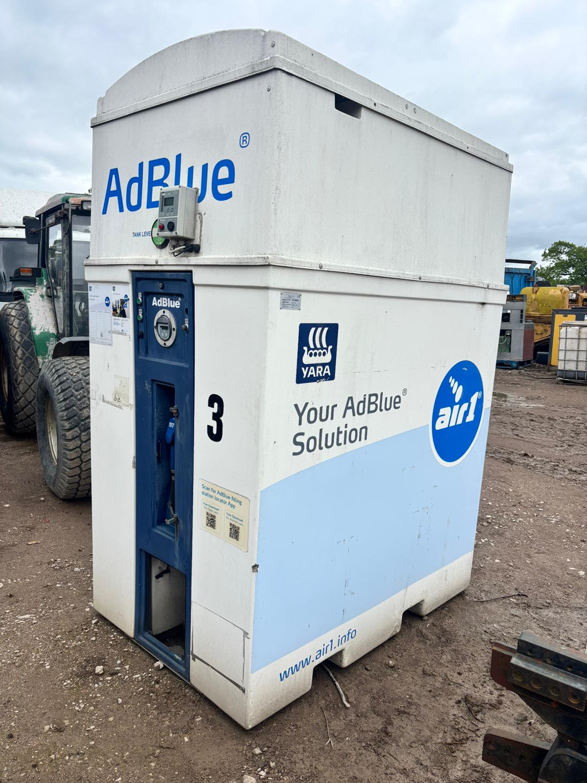 BULK ADBLUE STORAGE TANK DISPENSING UNIT YARA INTERNATIONAL DIESEL EMISSIONS