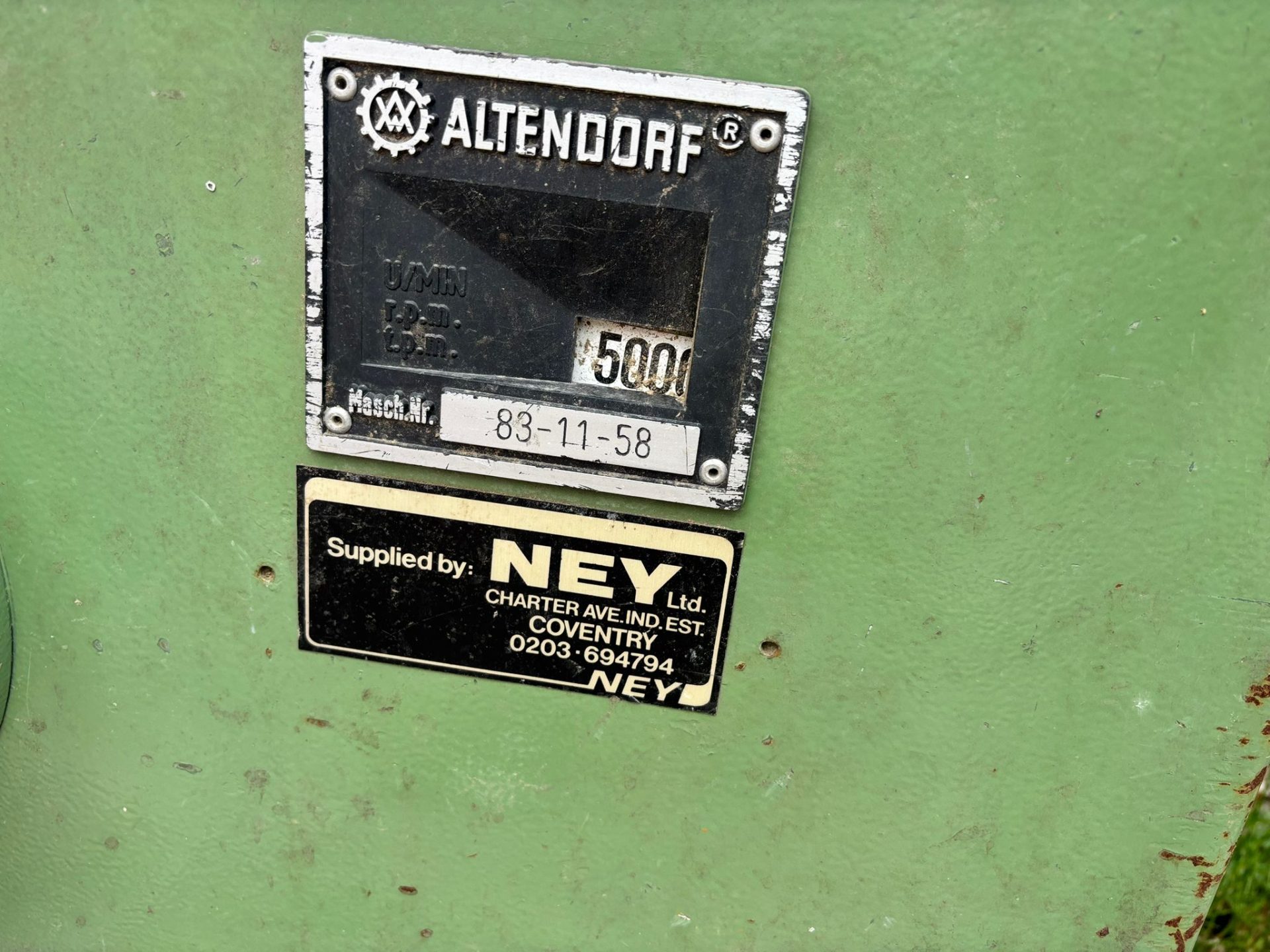 WILHELM ALTENDORF F90 SLIDING TABLE SAW 4KW POWER OUTPUT - Image 12