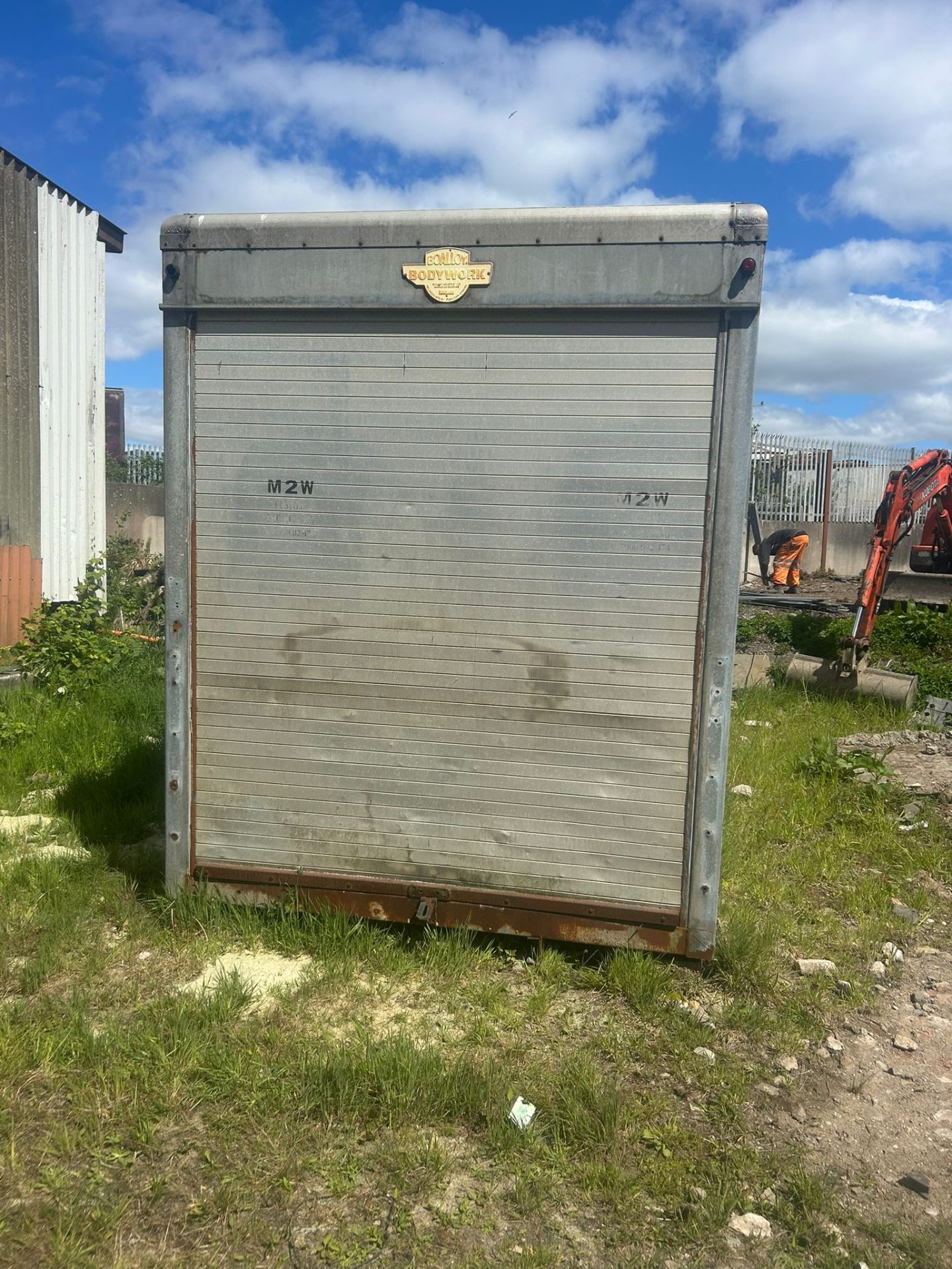 van transit body storage container 2.5m H x 2.1m W x 5.4m L Over the cab 1.2m - Image 7