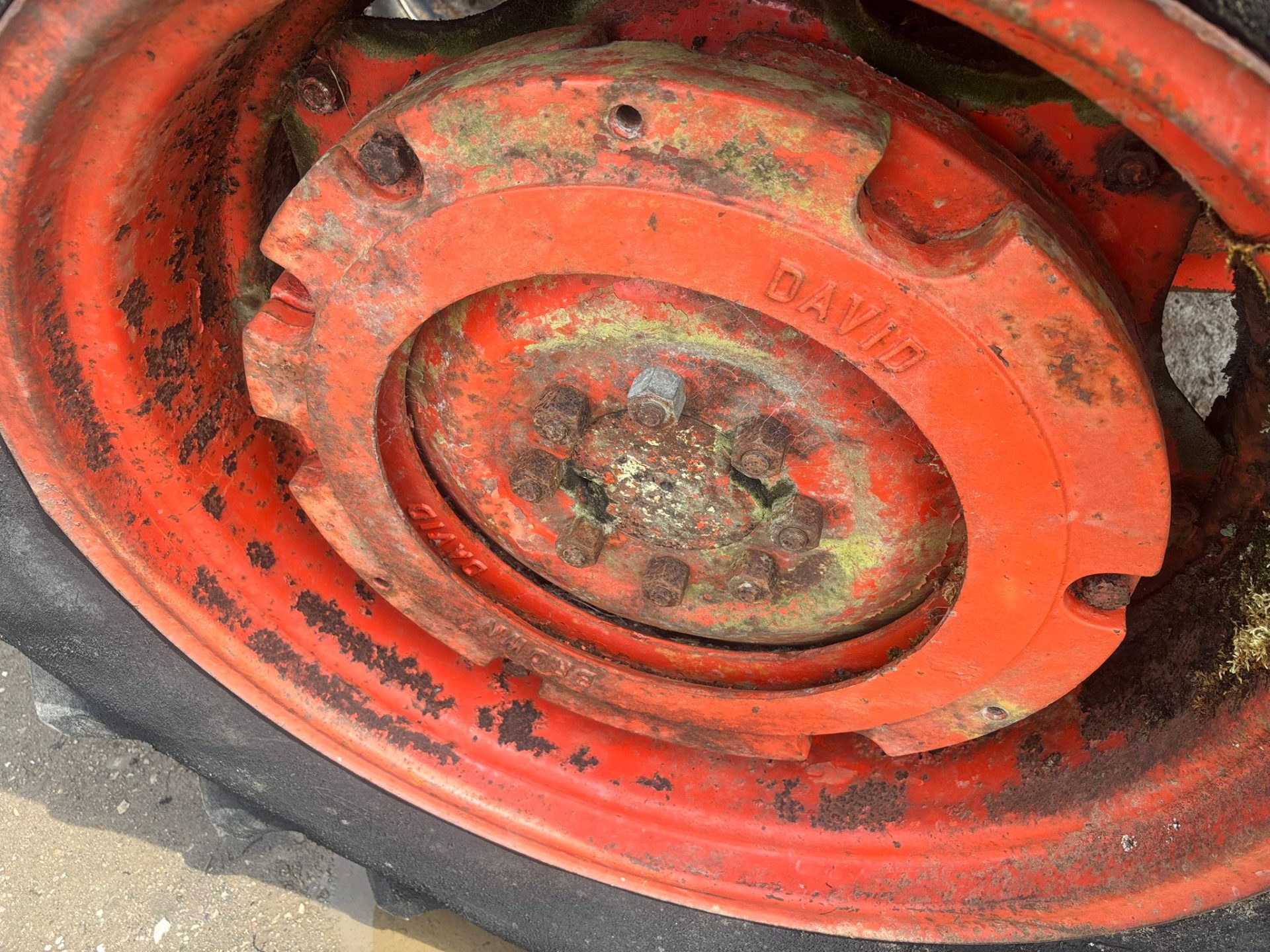 DAVID BROWN 1212 4WD TRACTOR CAB TRACTOR VINTAGE CLASSIC AGRICULTURAL TRACTOR - Image 5