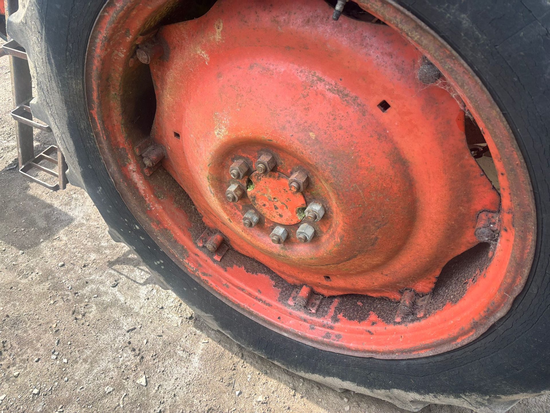 DAVID BROWN 1212 4WD TRACTOR CAB TRACTOR VINTAGE CLASSIC AGRICULTURAL TRACTOR - Image 6