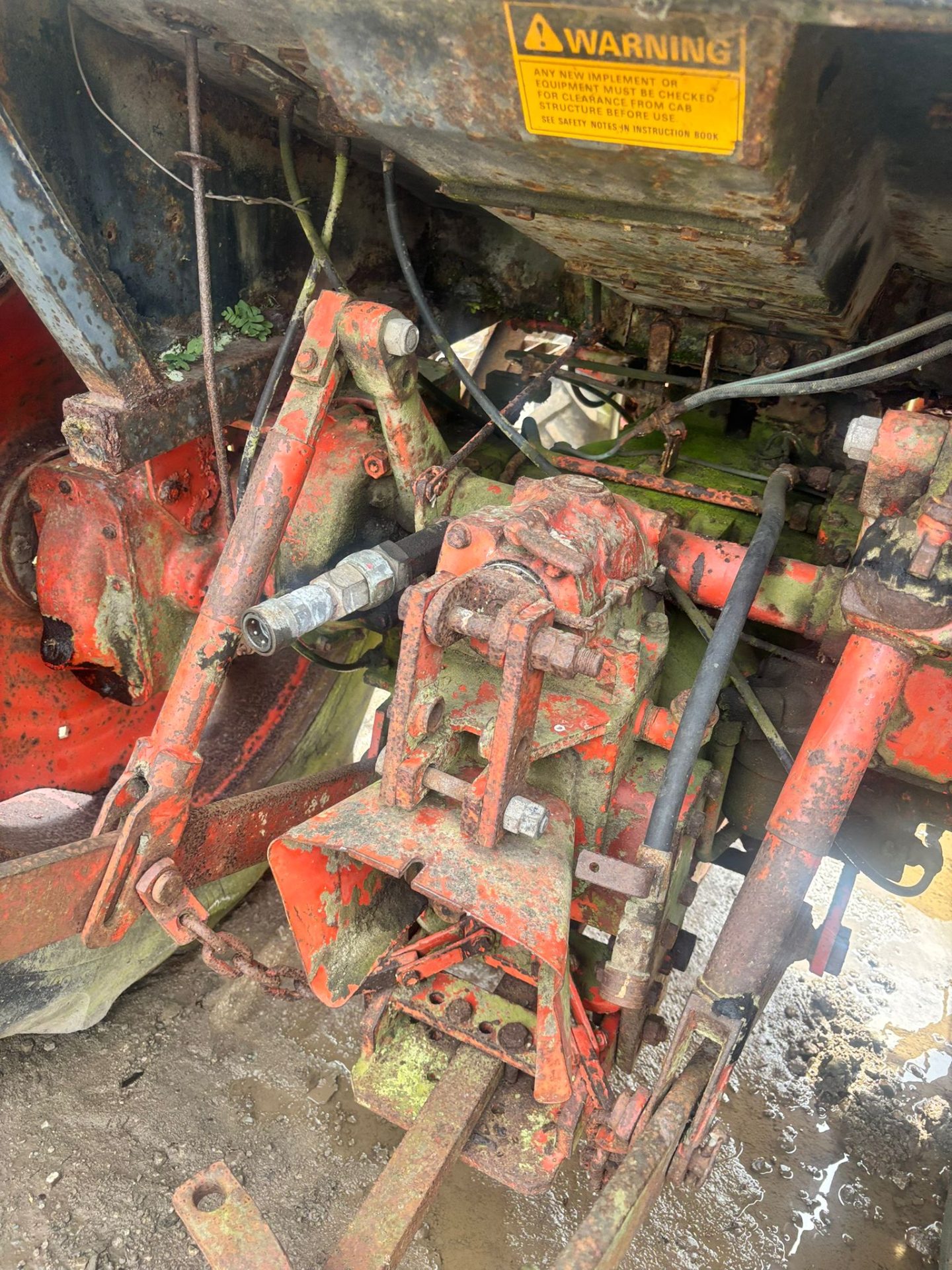 DAVID BROWN 1212 4WD TRACTOR CAB TRACTOR VINTAGE CLASSIC AGRICULTURAL TRACTOR - Image 12