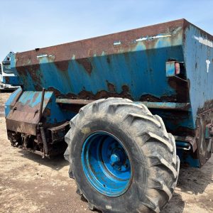 WEST 1150 GALLON DUAL SPREADER MUCK SPREADER FARM TRAILER DUNG SPREADER