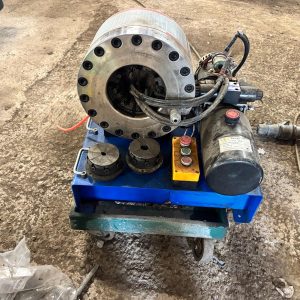 12V HYDRAULIC HOSE CRIMPER SWAGER PORTABLE MOBILE HOSE PRESS AGRICULTURE PLANT MACHINERY 1 1/4