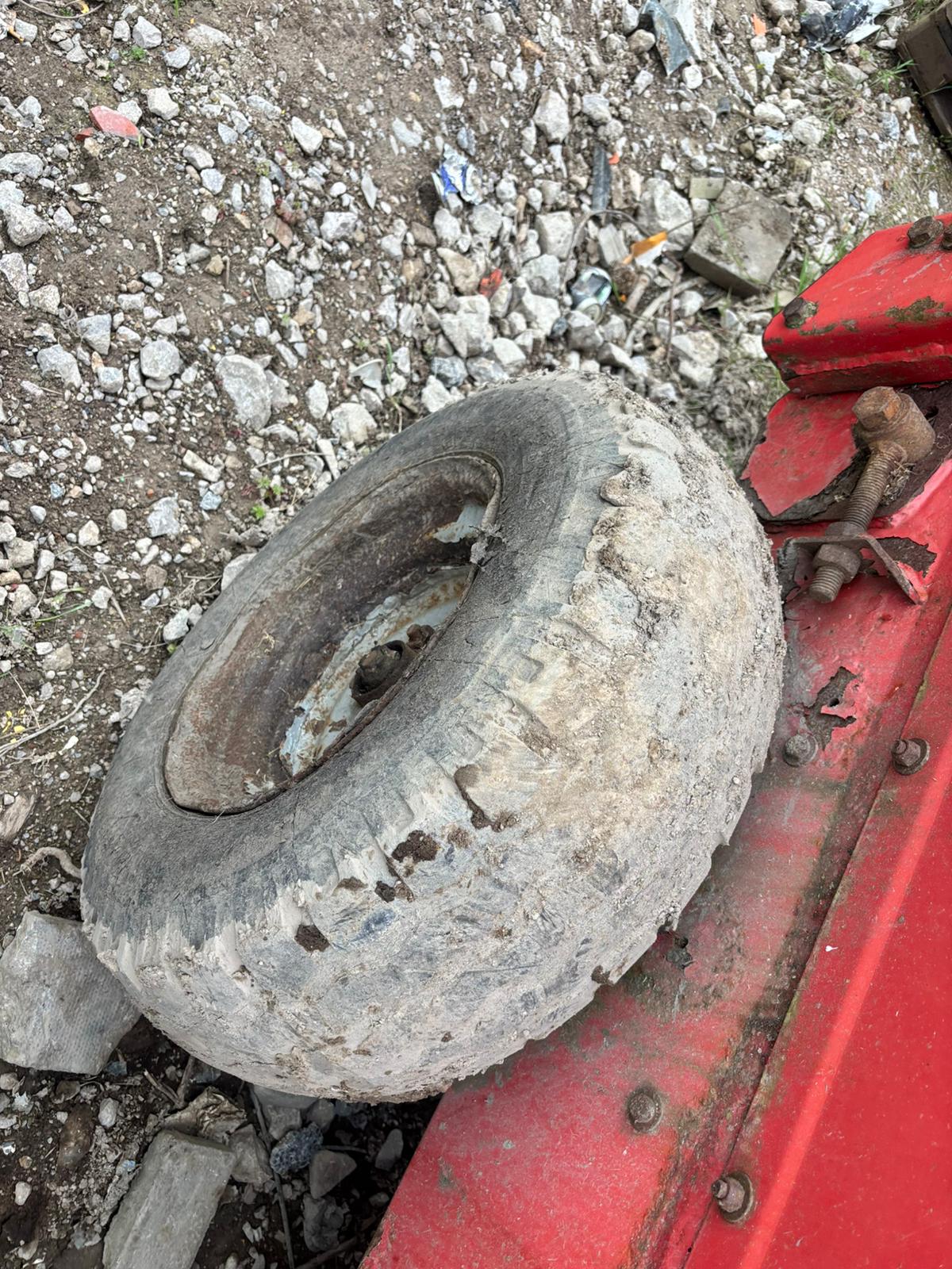 KVERNELAND TAARUP 853 STRAW CHOPPER BEDDER FEEDER ROUND BALE SQUARE BALE AGRICULTURE FARM BALER PTO MACHINE - Image 6