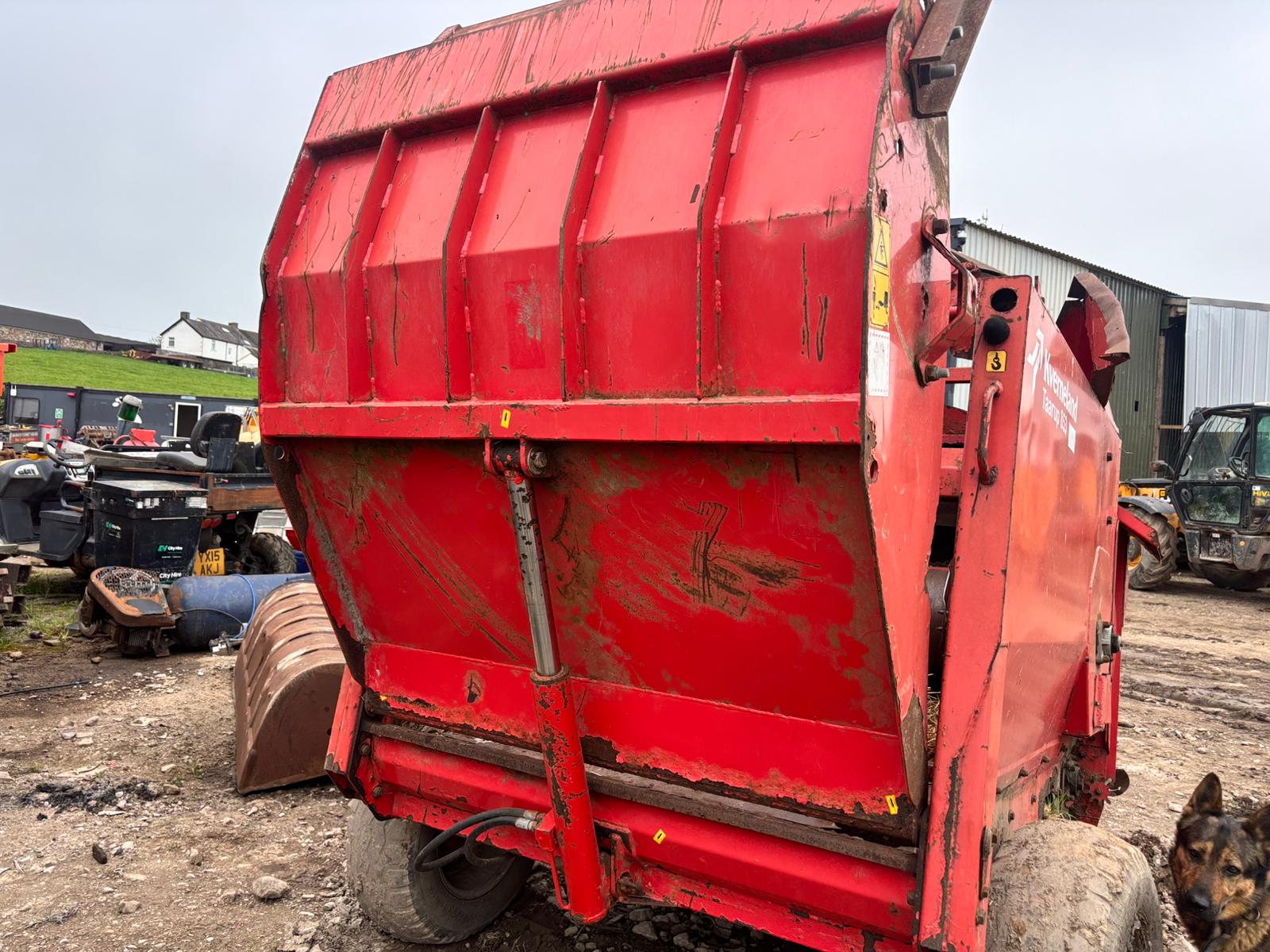 KVERNELAND TAARUP 853 STRAW CHOPPER BEDDER FEEDER ROUND BALE SQUARE BALE AGRICULTURE FARM BALER PTO MACHINE - Image 7