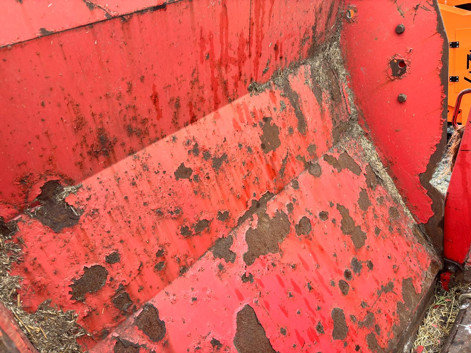KVERNELAND TAARUP 853 STRAW CHOPPER BEDDER FEEDER ROUND BALE SQUARE BALE AGRICULTURE FARM BALER PTO MACHINE - Image 10