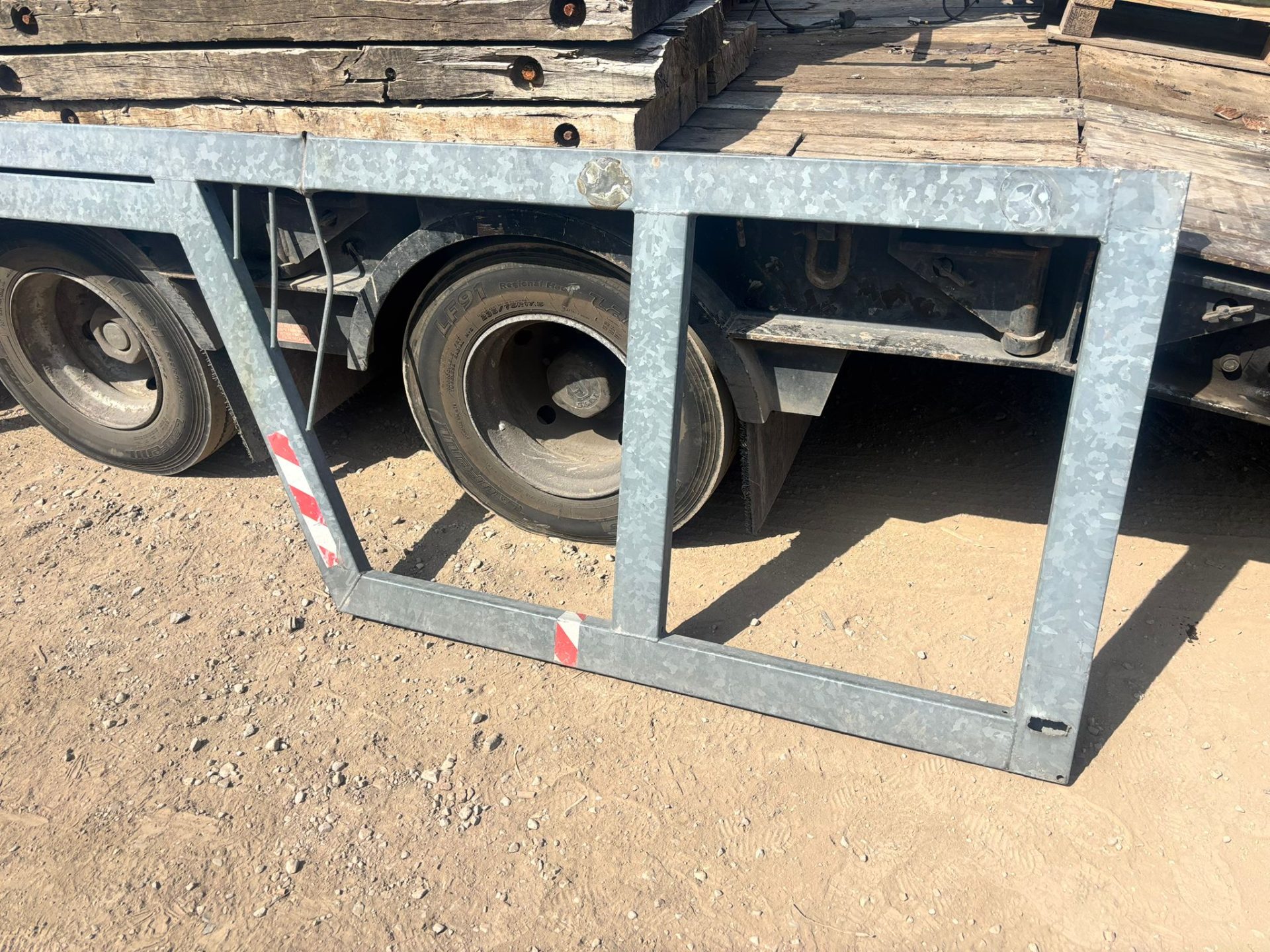 16 FOOT METAL BOX SECTION BARRIER GATE SECURITY GATE FARM GATE INDUSTRIAL YARD GATE HEAVY DUTY - Image 2