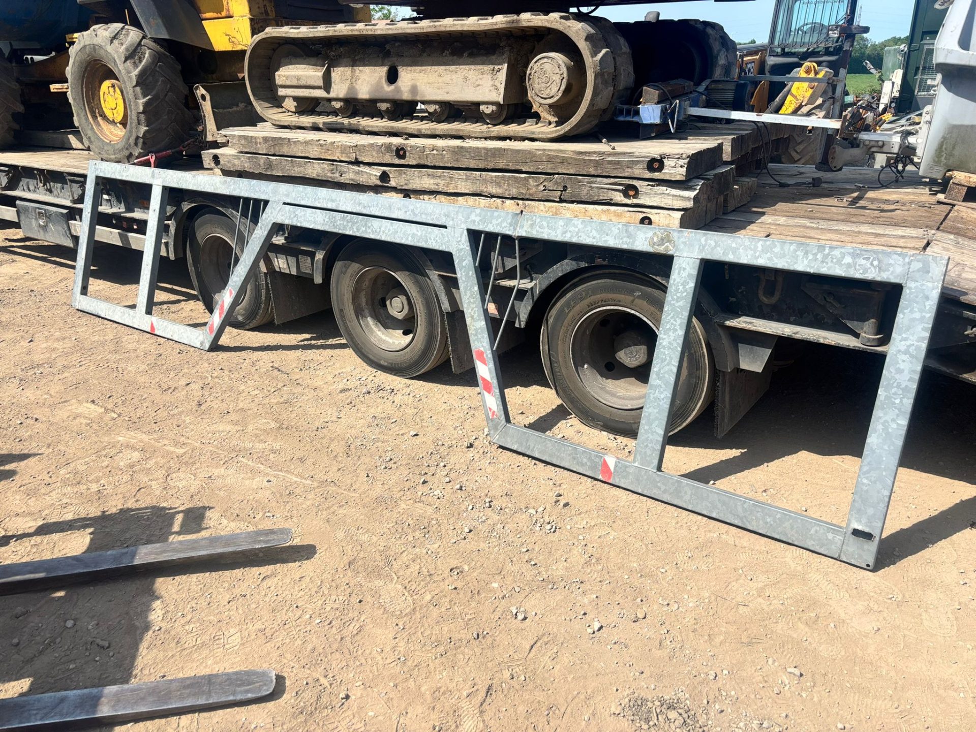 16 FOOT METAL BOX SECTION BARRIER GATE SECURITY GATE FARM GATE INDUSTRIAL YARD GATE HEAVY DUTY