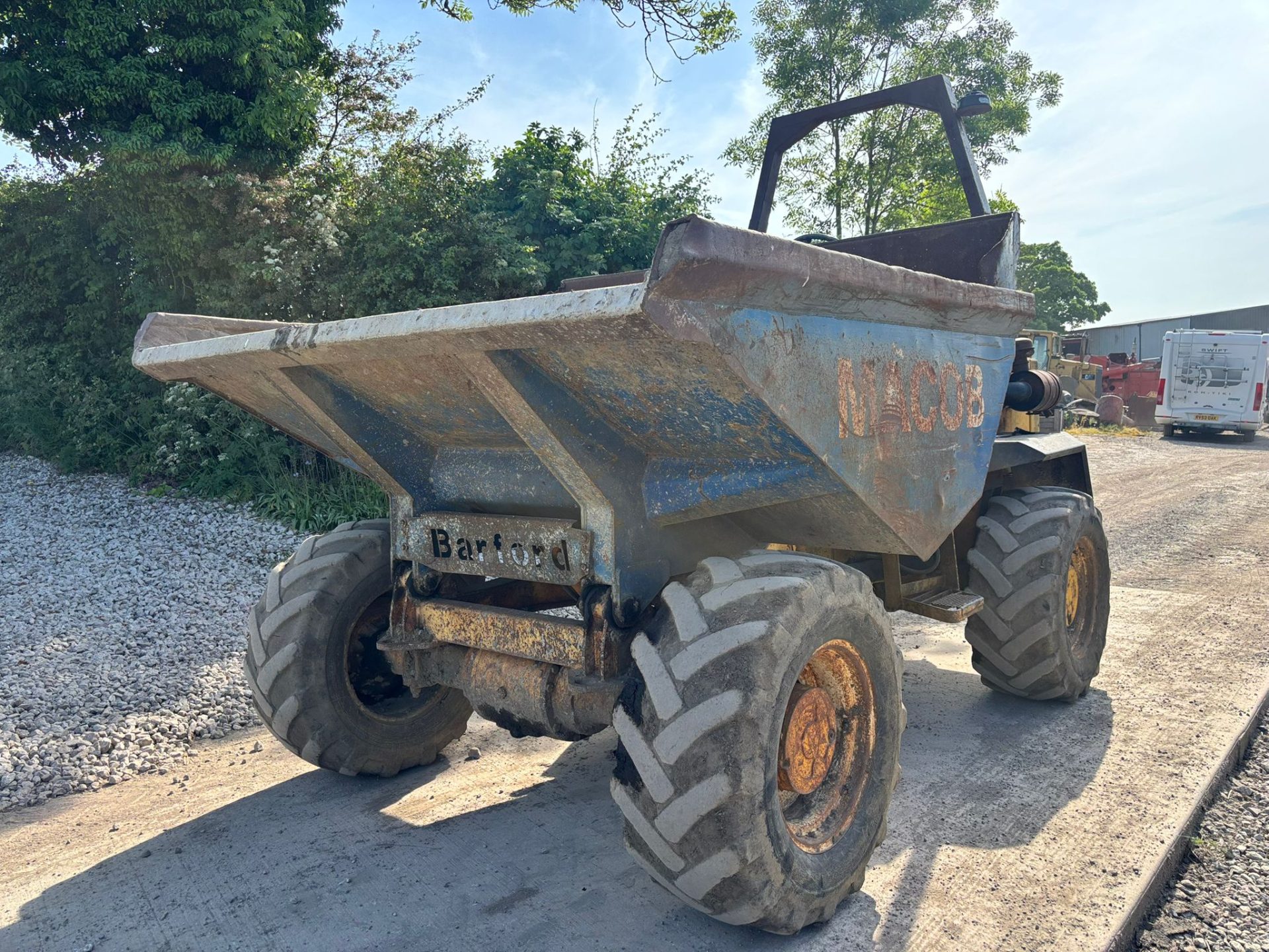 1997 BARFORD SX6000 6 TON FOUR WHEEL DRIVE STRAIGHT TIP DUMPER SITE DUMPER - Image 4