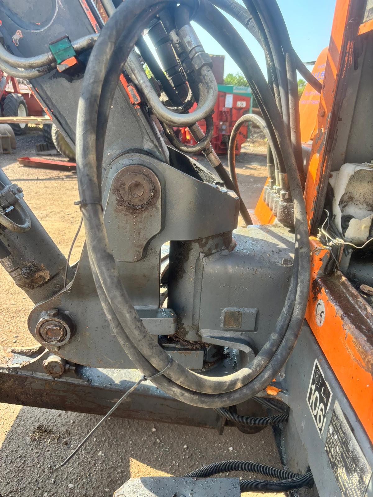 1999 PEL-JOB EB506 RUBBER TRACKED MIDI EXCAVATOR DIGGER 3 BUCKETS AND BREAKER - Image 16