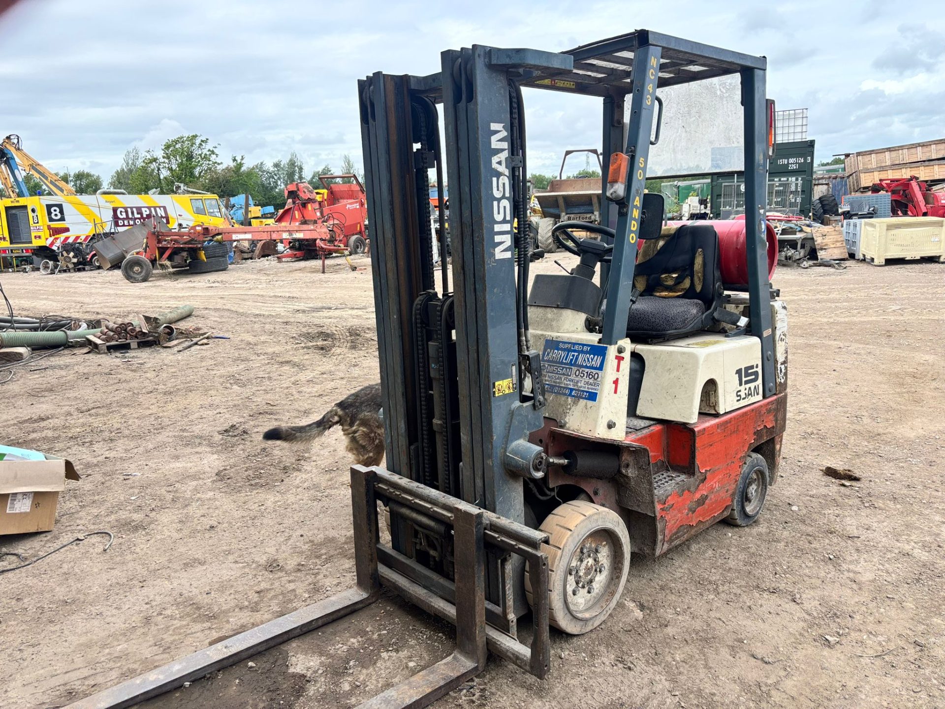 1999 NISSAN 1.5 TON LPG FORKLIFT TRUCK SIDE SHIFT TRIPLE MAST - Image 3