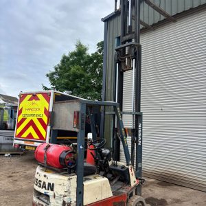 1999 NISSAN 1.5 TON LPG FORKLIFT TRUCK SIDE SHIFT TRIPLE MAST