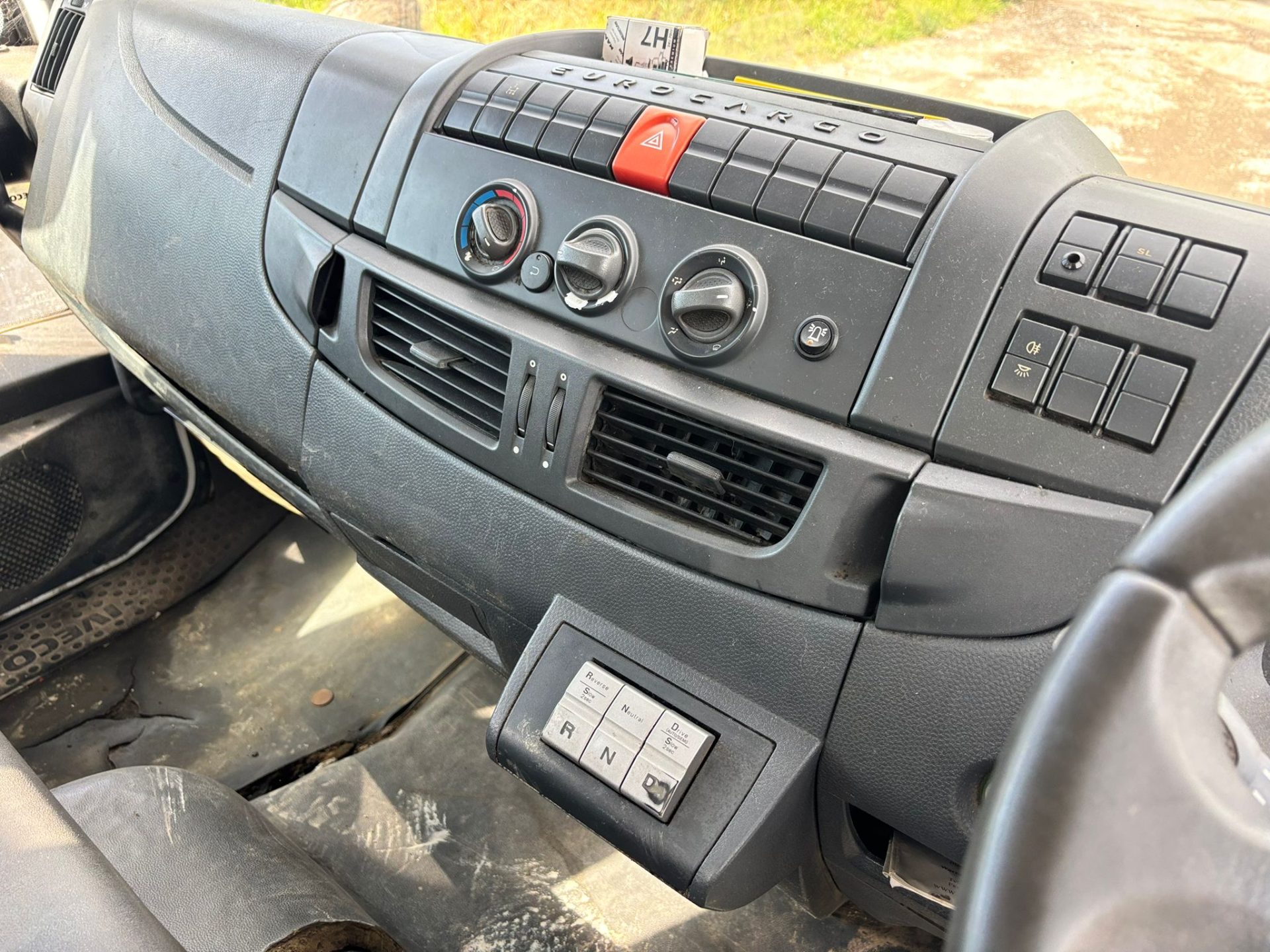 2013 IVECO EUROCARGO 75E16K TIPPER TRUCK 7.5 TONNE LORRIE WAGON LORRY - Image 29