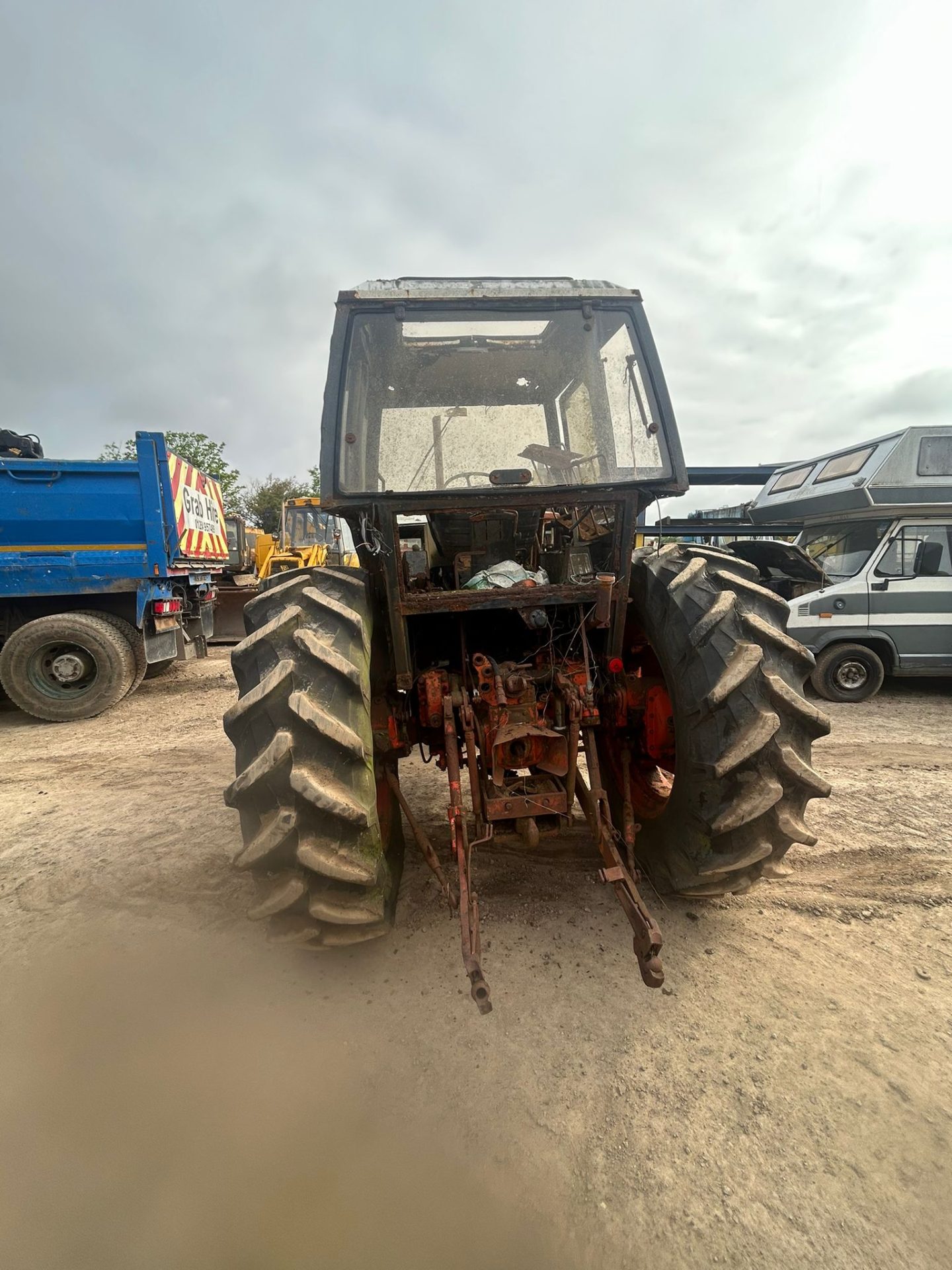 DAVID BROWN 1490 4WD TRACTOR – SPARES OR REPAIRS - Image 11