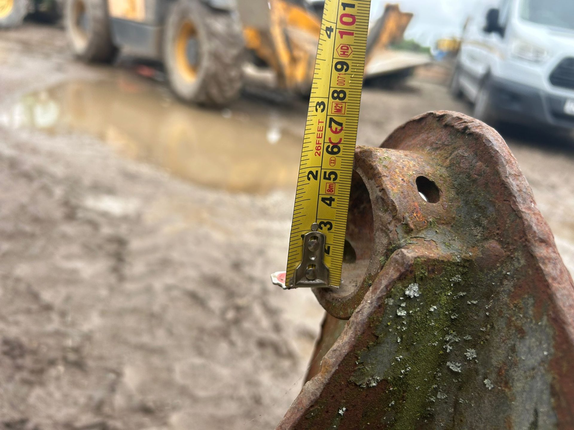 EXCAVATOR DIGGING BUCKET 50MM PINS 880MM / 35" HEAVY DUTY BUCKET – TAG 354051 - Image 9