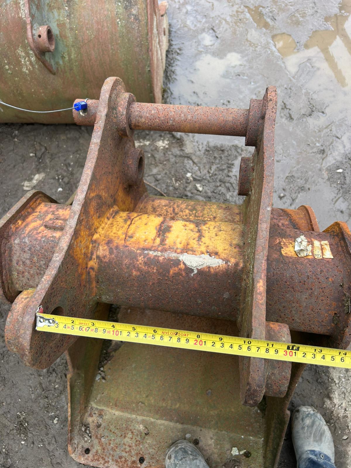50MM PINS DIGGER EXCAVATOR TRENCHING BUCKET 2FT WIDE – 354040 - Image 11
