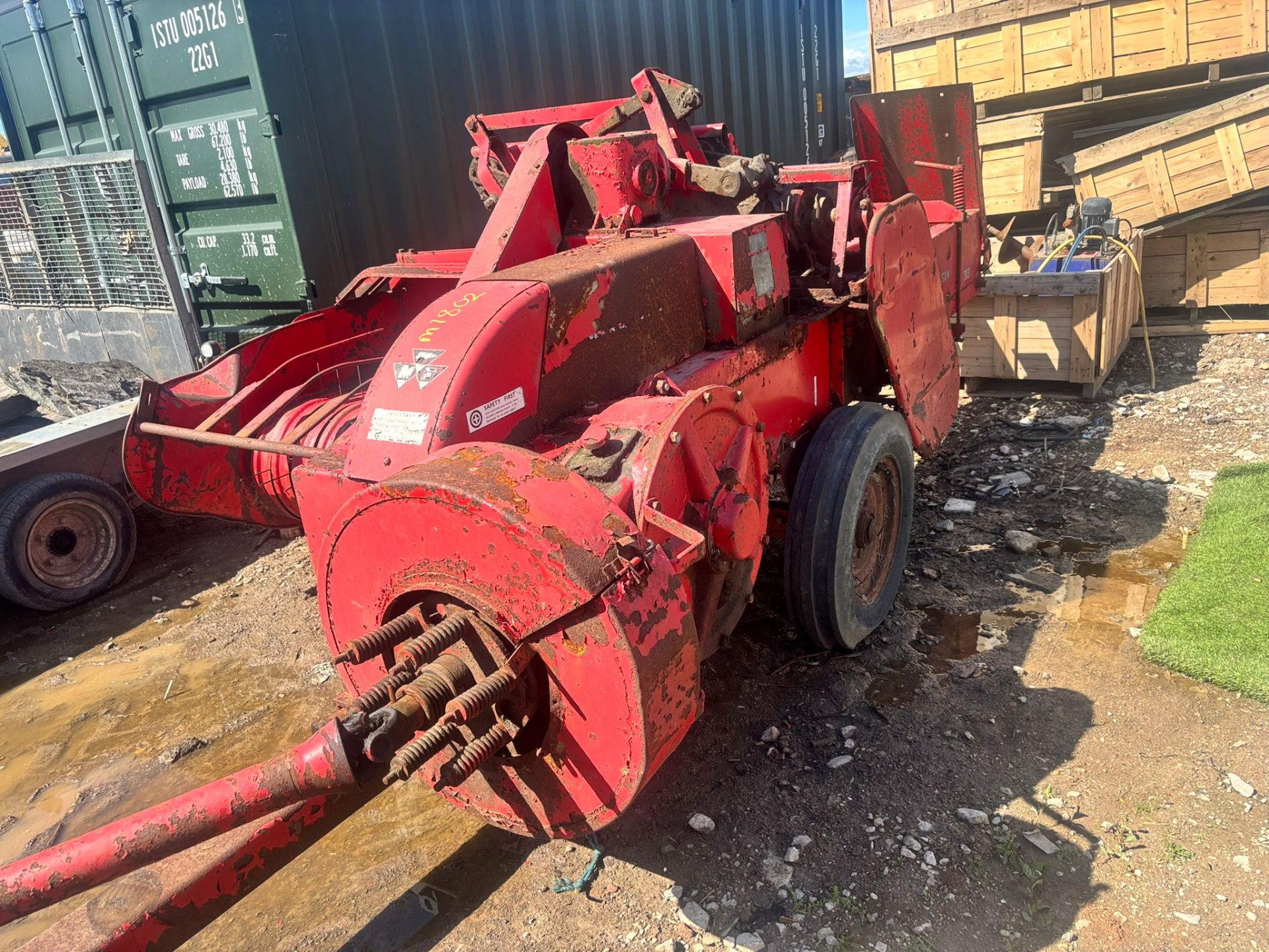MASSEY FERGUSON 703 SMALL SQUARE BALER CONVENTIONAL HAY STRAW PTO FARM TRACTOR BALER - Image 12
