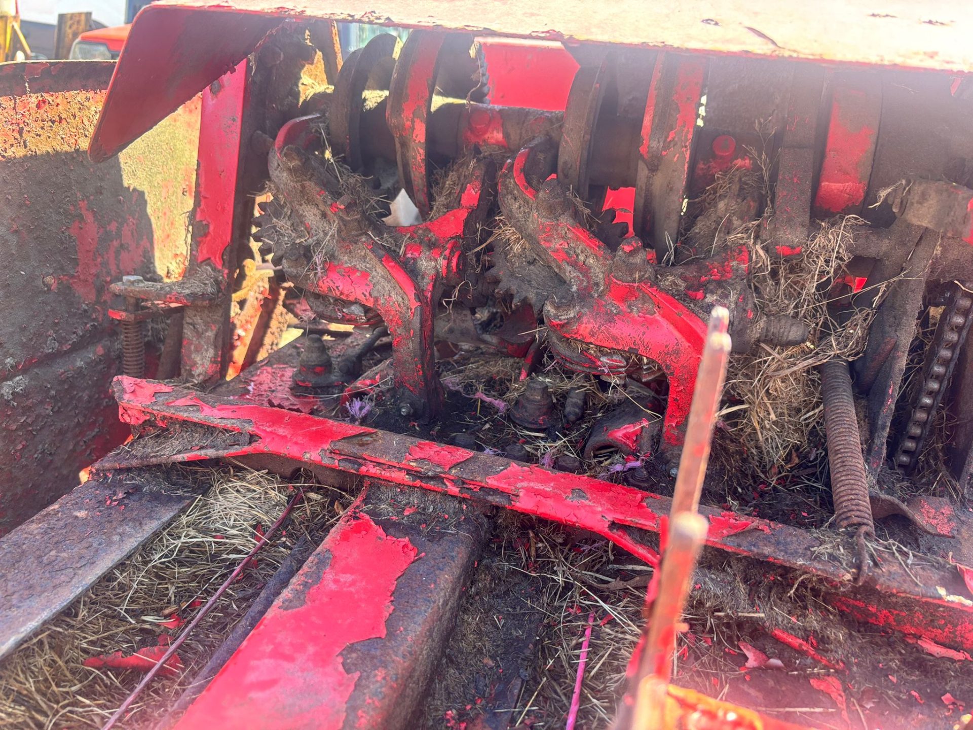 MASSEY FERGUSON 703 SMALL SQUARE BALER CONVENTIONAL HAY STRAW PTO FARM TRACTOR BALER - Image 13