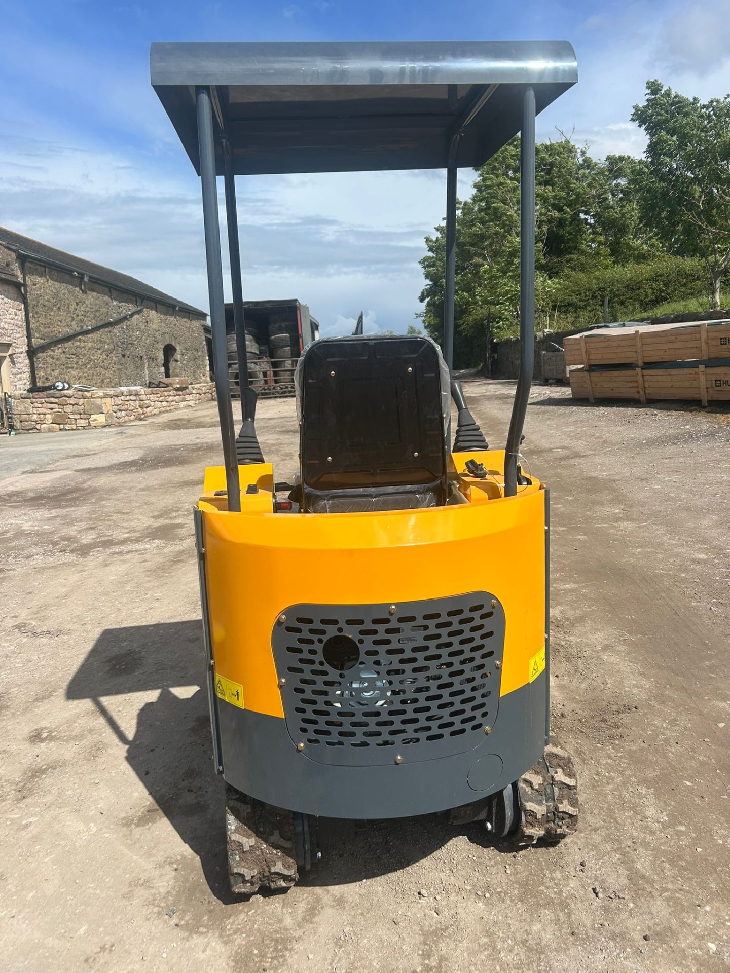 CAPTOK CK15 MINI DIGGER MICRO EXCAVATOR TRACKED SERVO CONTROLS 1 TON DIGGER COMPACT EXCAVATOR - Image 4