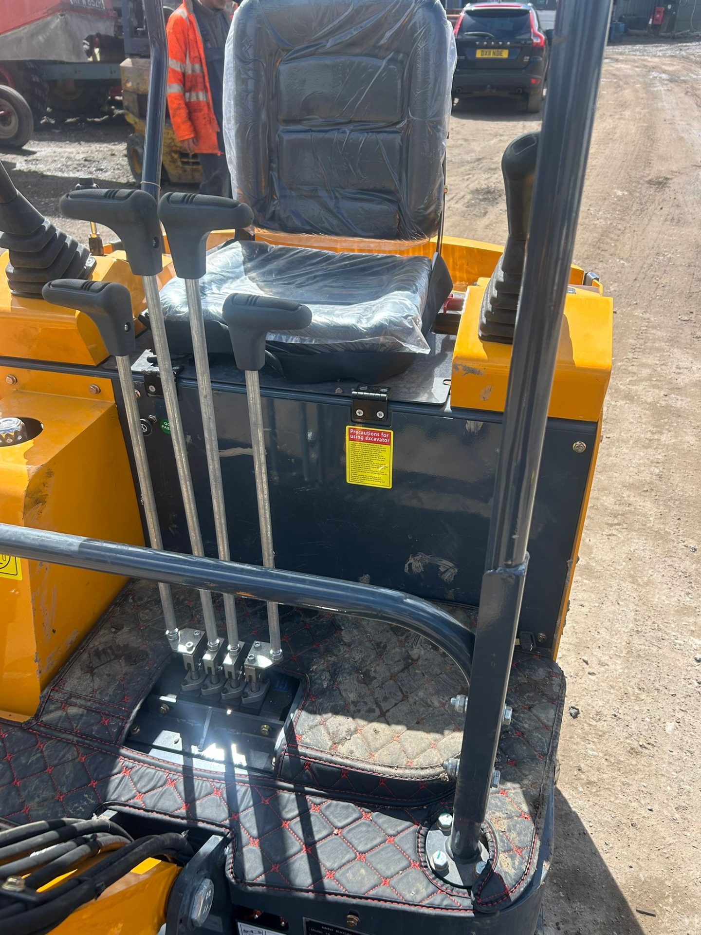 CAPTOK CK15 MINI DIGGER MICRO EXCAVATOR TRACKED SERVO CONTROLS 1 TON DIGGER COMPACT EXCAVATOR - Image 8
