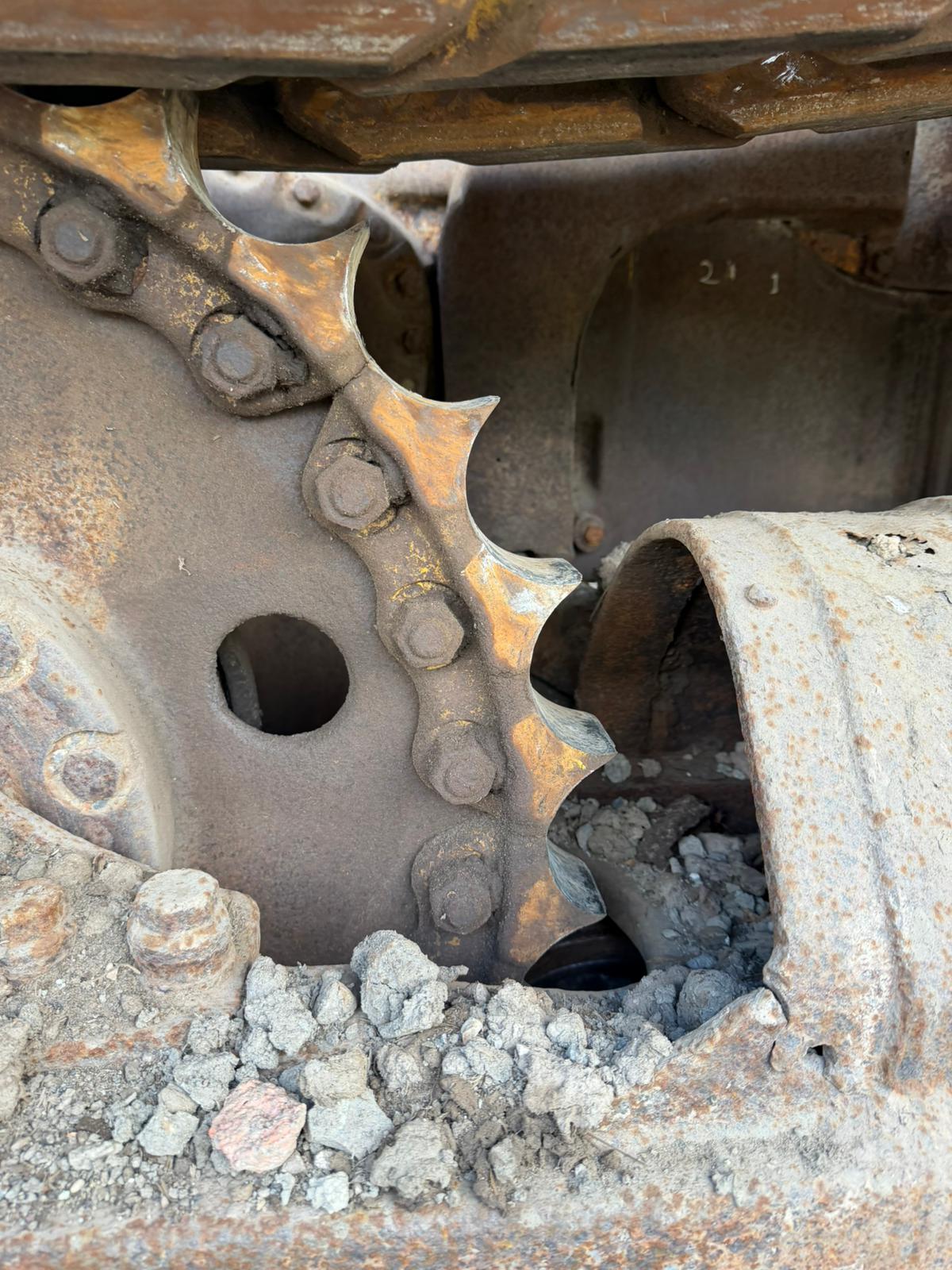 1987 KOMATSU D53P BULLDOZER TRACKED DOZER CRAWLER TRACTOR FULL ENGINE REBUILD - Image 4