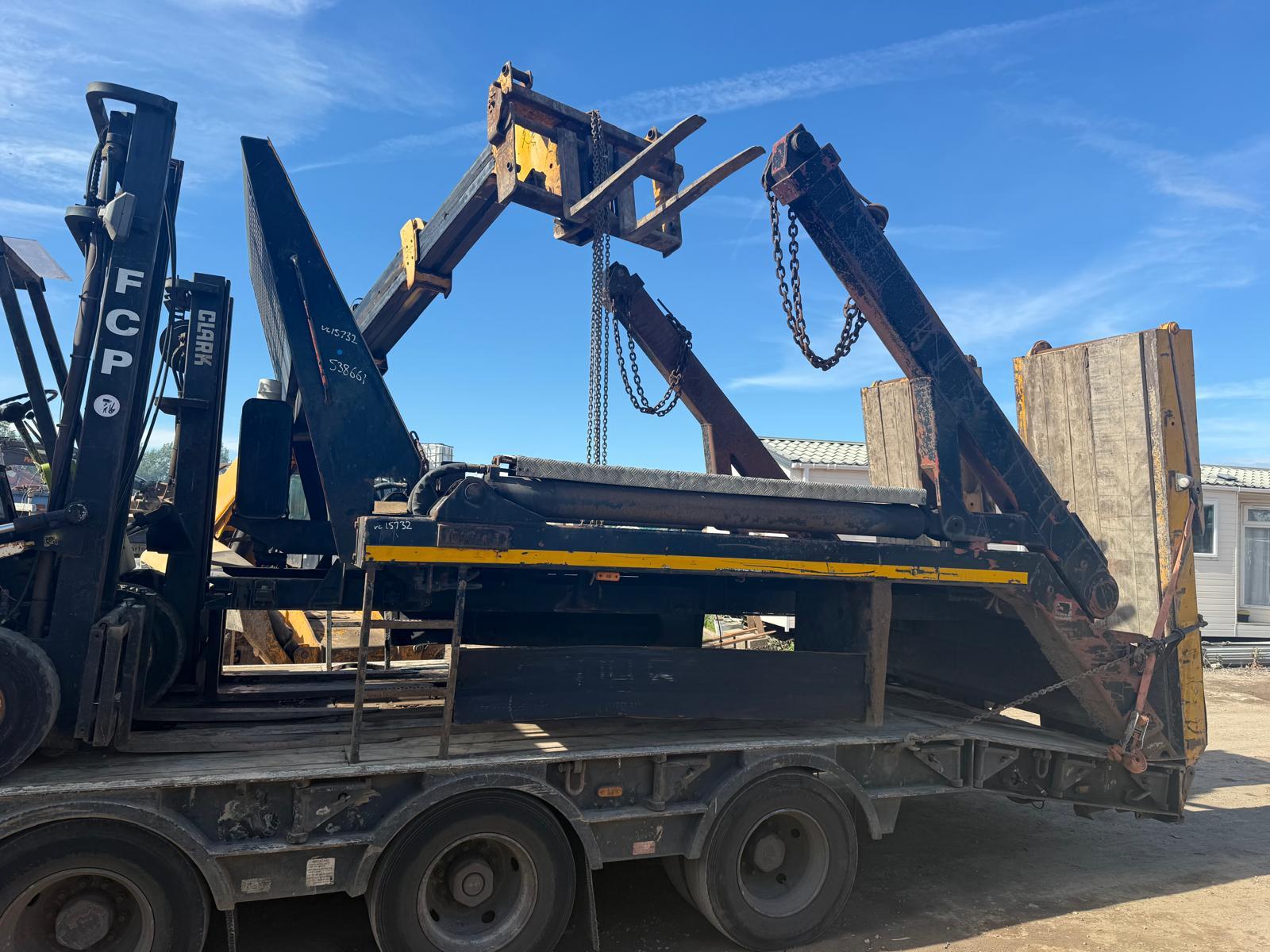 2012 HYVA TELESCOPIC ARMS SKIP LOADER BODY ROLL ON OFF HOOK LIFT TRUCK WAGON LORRY RO RO UNIT - Image 11