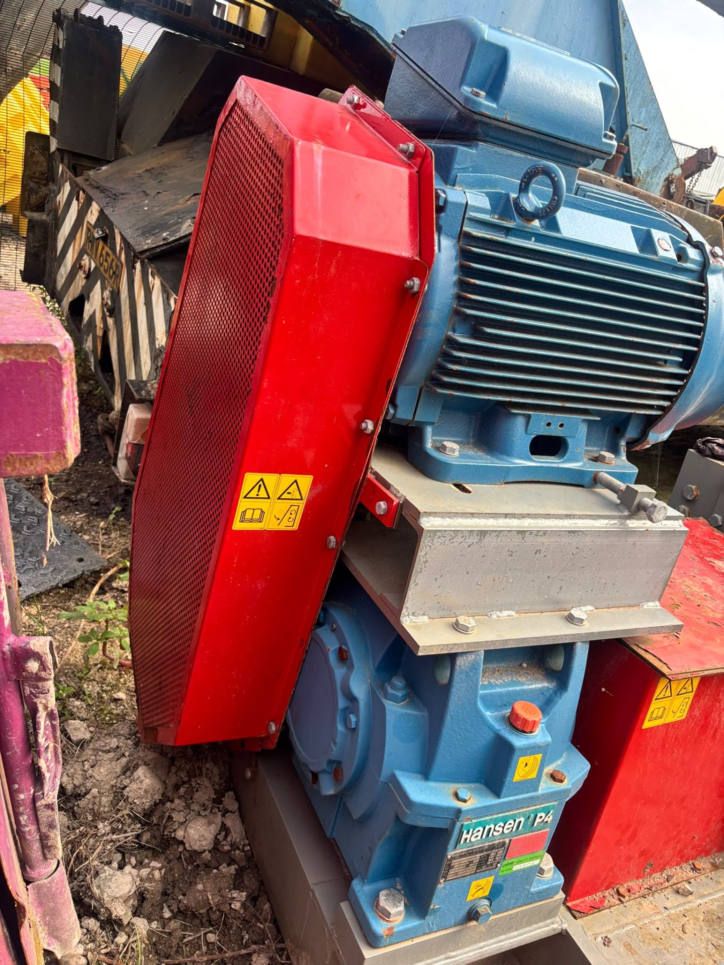 2018 RENTEC SHREDDER SHREDDING UNIT WEG MOTOR HANSEN GEARBOX INDUSTRIAL WASTE RECYCLING MACHINE - Image 3