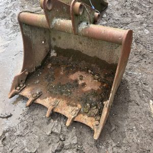 EXCAVATOR DIGGING BUCKET 50MM PINS 880MM / 35" HEAVY DUTY BUCKET – TAG 354051