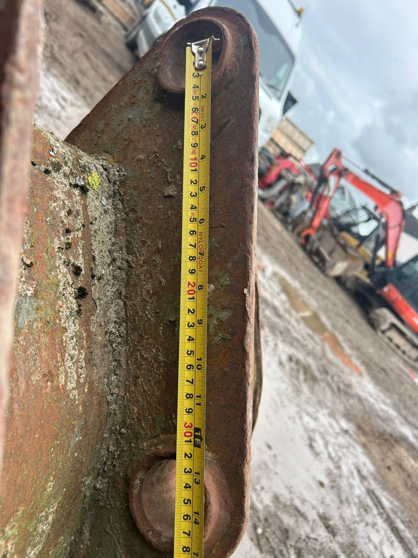EXCAVATOR DIGGING BUCKET 50MM PINS 880MM / 35" HEAVY DUTY BUCKET – TAG 354051 - Image 4