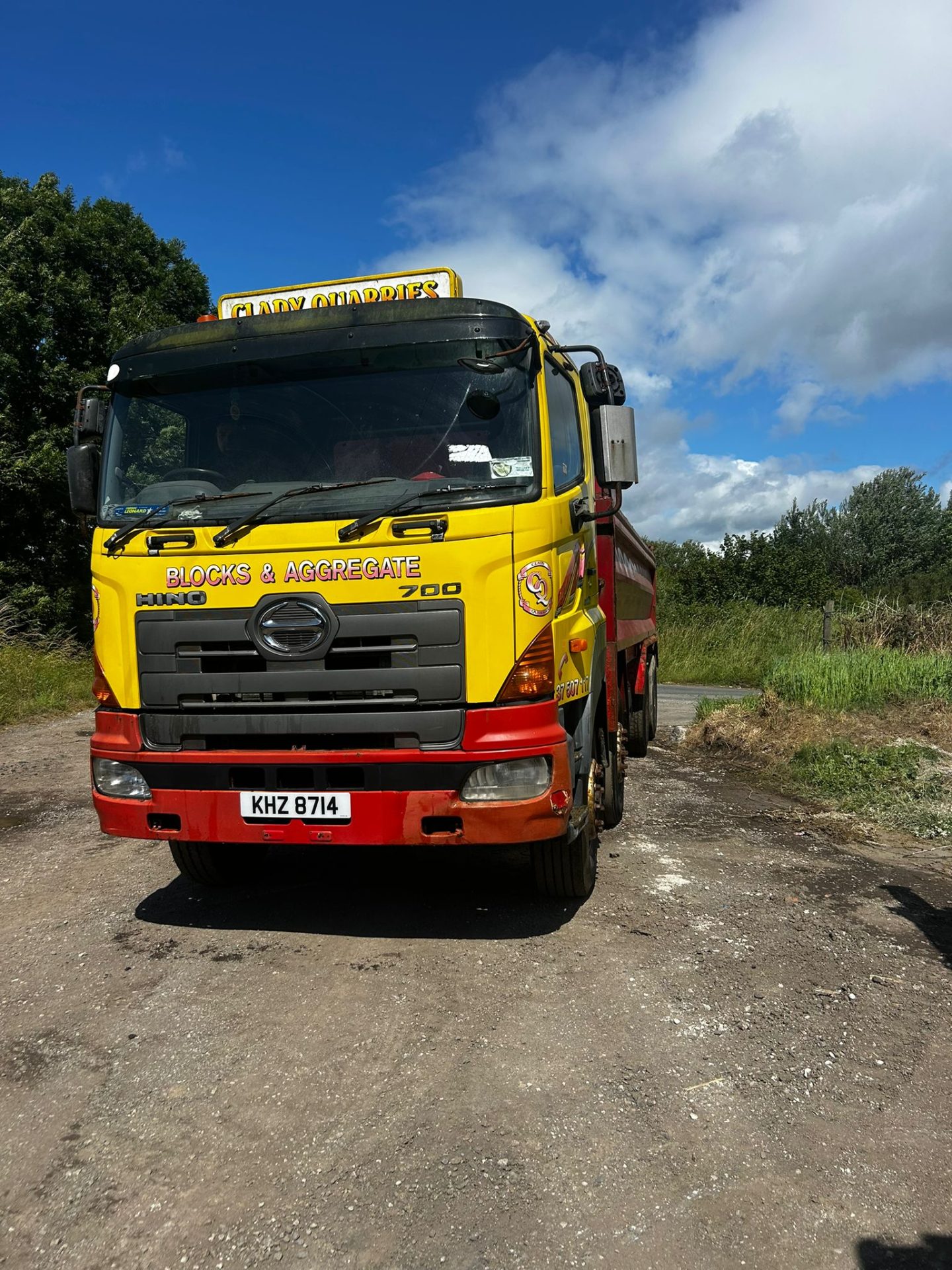 2008 HINO 700 8X4 TIPPER LORRIE WAGON SINGLE RAM TIPPING BODY TRUCK LORRY - Image 4
