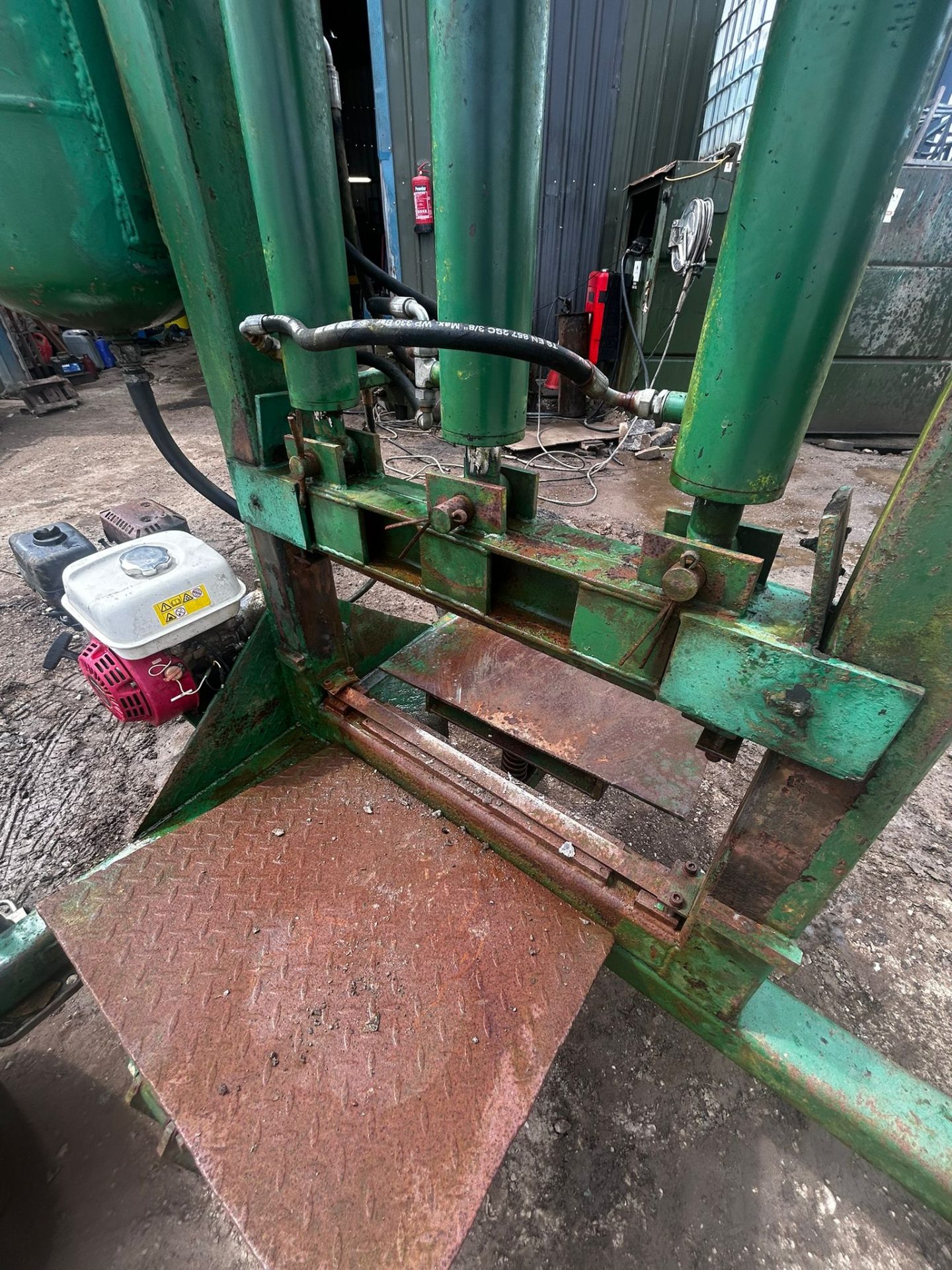 HYDRAULIC BLOCK CUTTER SANDSTONE STONE SPLITTER HONDA GX160 TOWABLE - Image 9