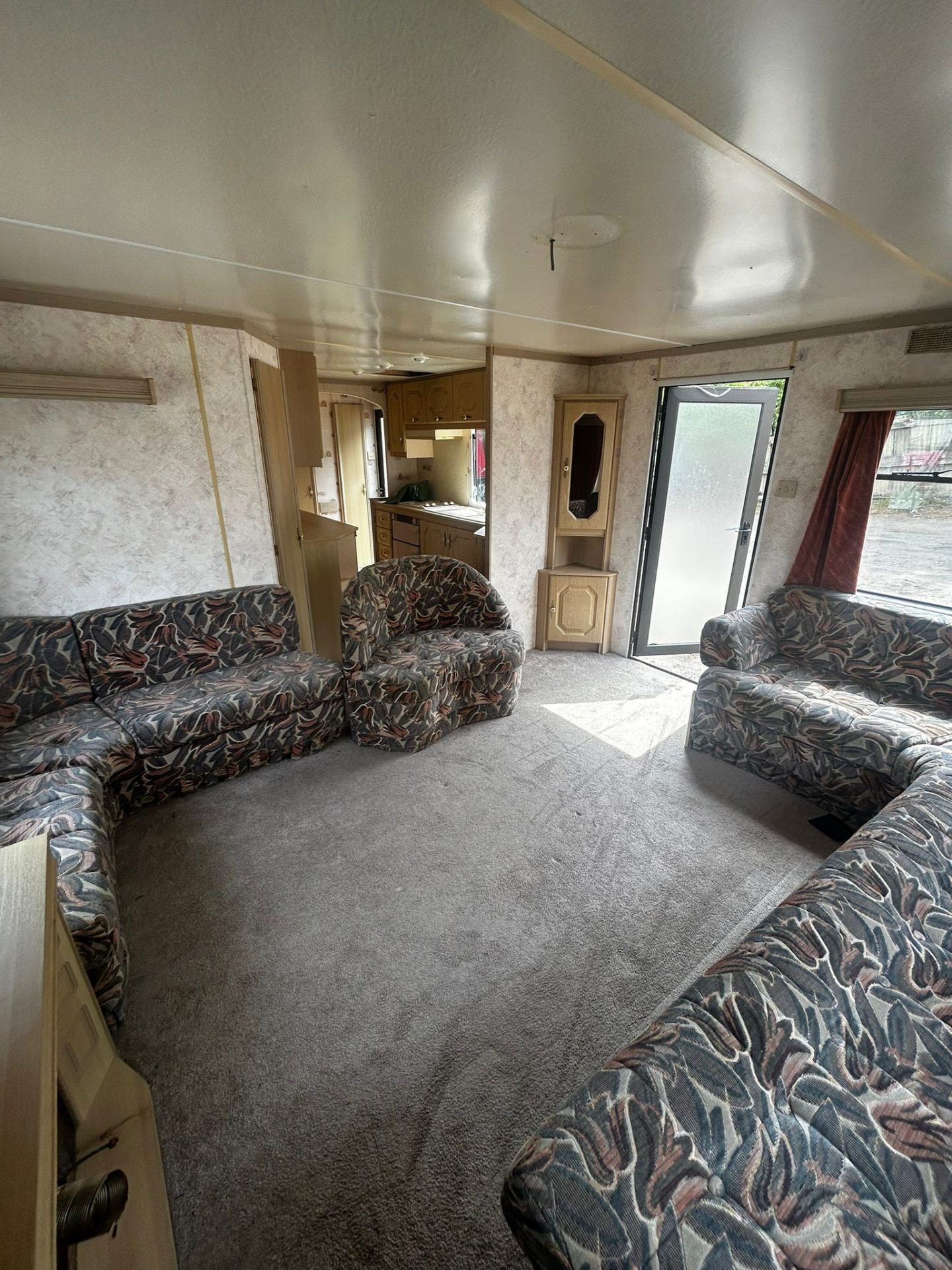 WILLERBY 28X12 STATIC CARAVAN HOLIDAY HOME 2 BED OFF SITE - Image 8