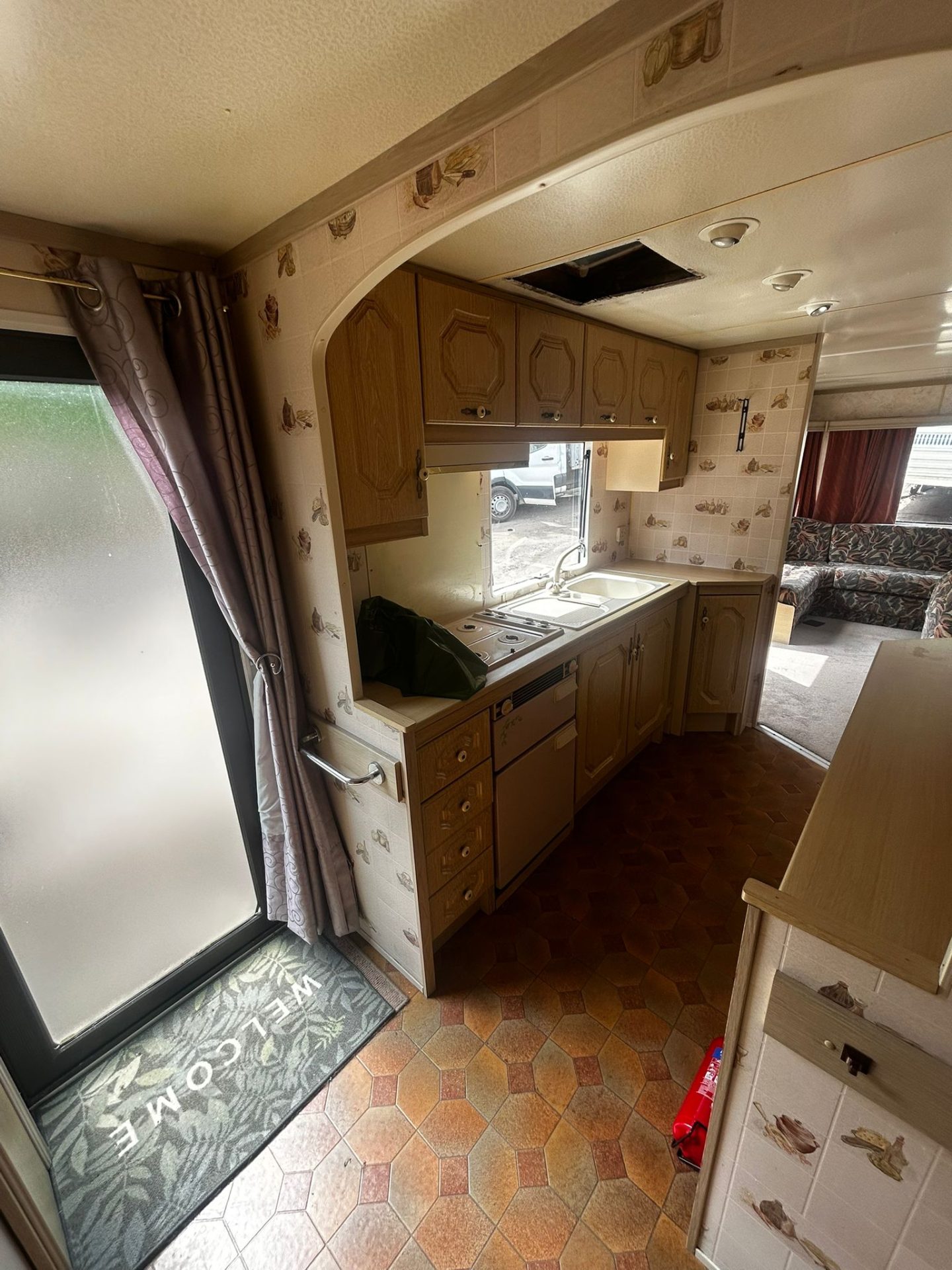 WILLERBY 28X12 STATIC CARAVAN HOLIDAY HOME 2 BED OFF SITE - Image 12